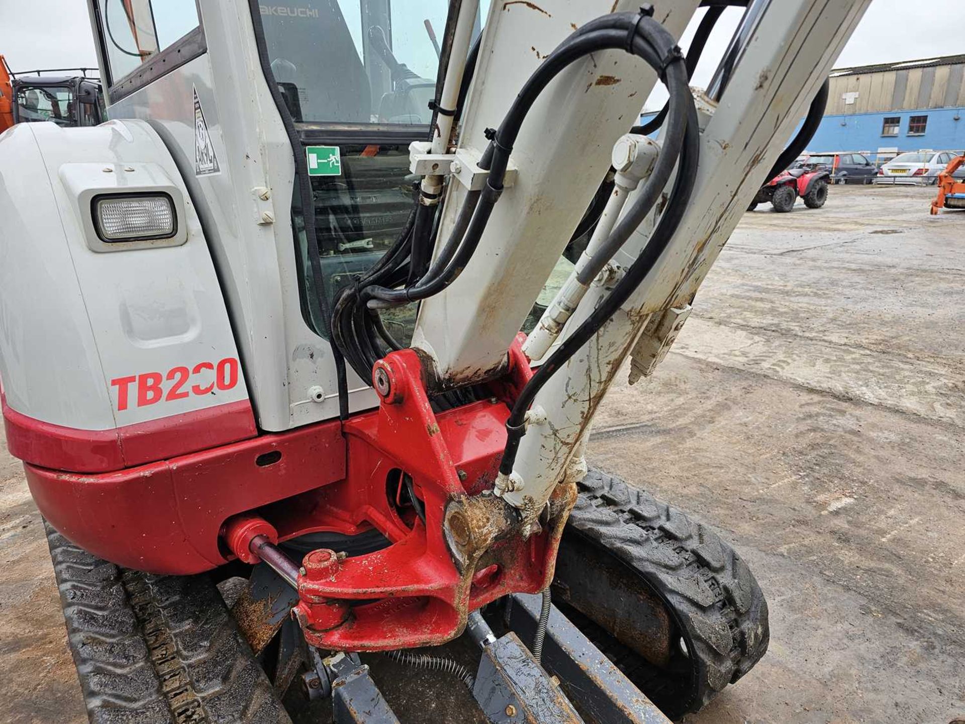 2018 Takeuchi TB230 Rubber Tracks, Blade, Offset, CV, Hill Hydraulic QH, Piped - Image 15 of 32