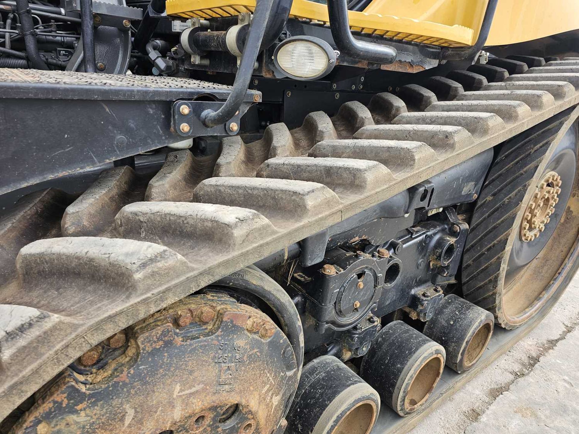 2014 AGCO Challenger MTC755E Crawler Tractor, Front Weights, Isobus Ready, 4 Spools, A/C - Bild 21 aus 36