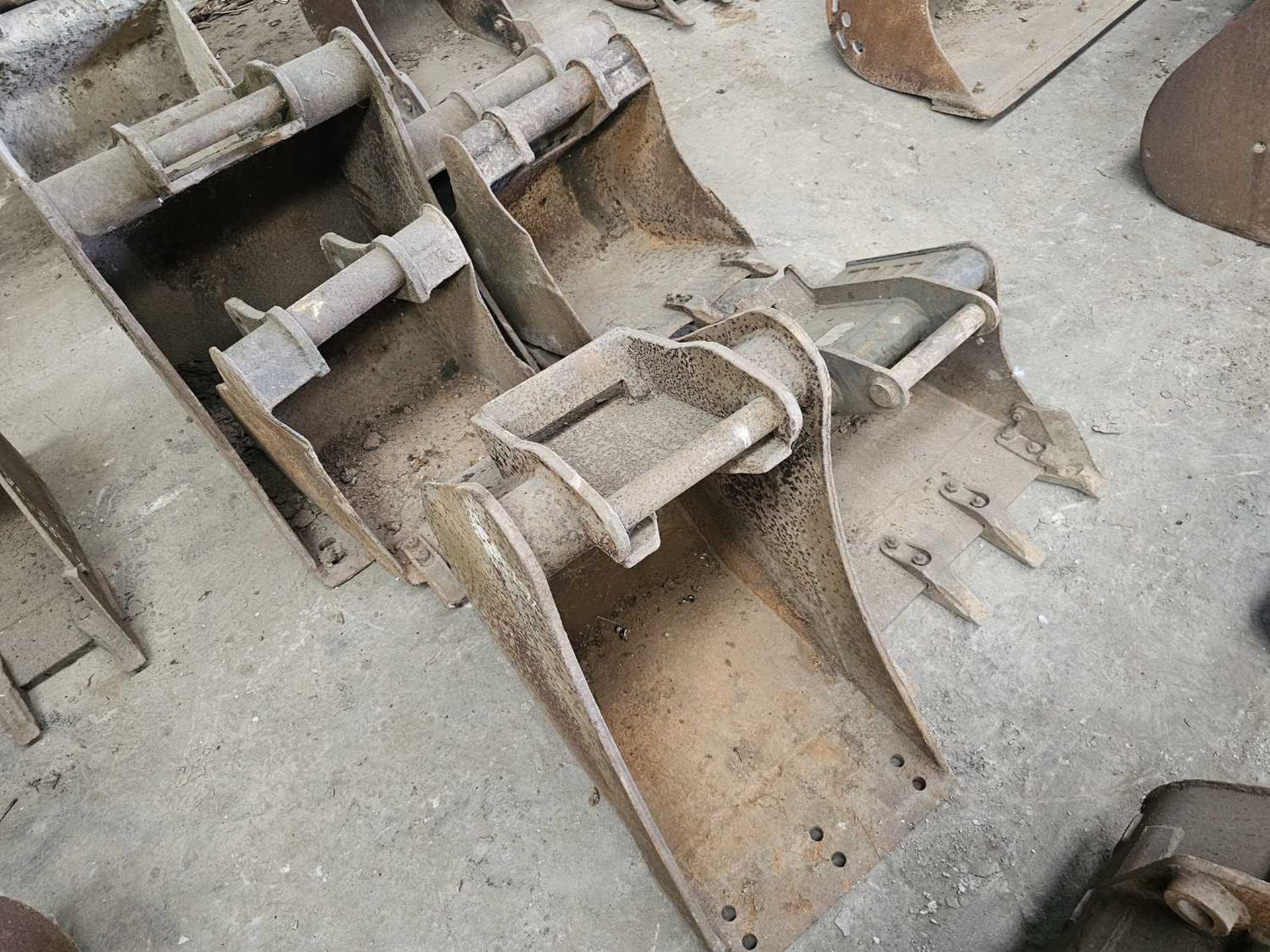 Selection of Mini Excavator Buckets to suit Dedicated QH (6 of)