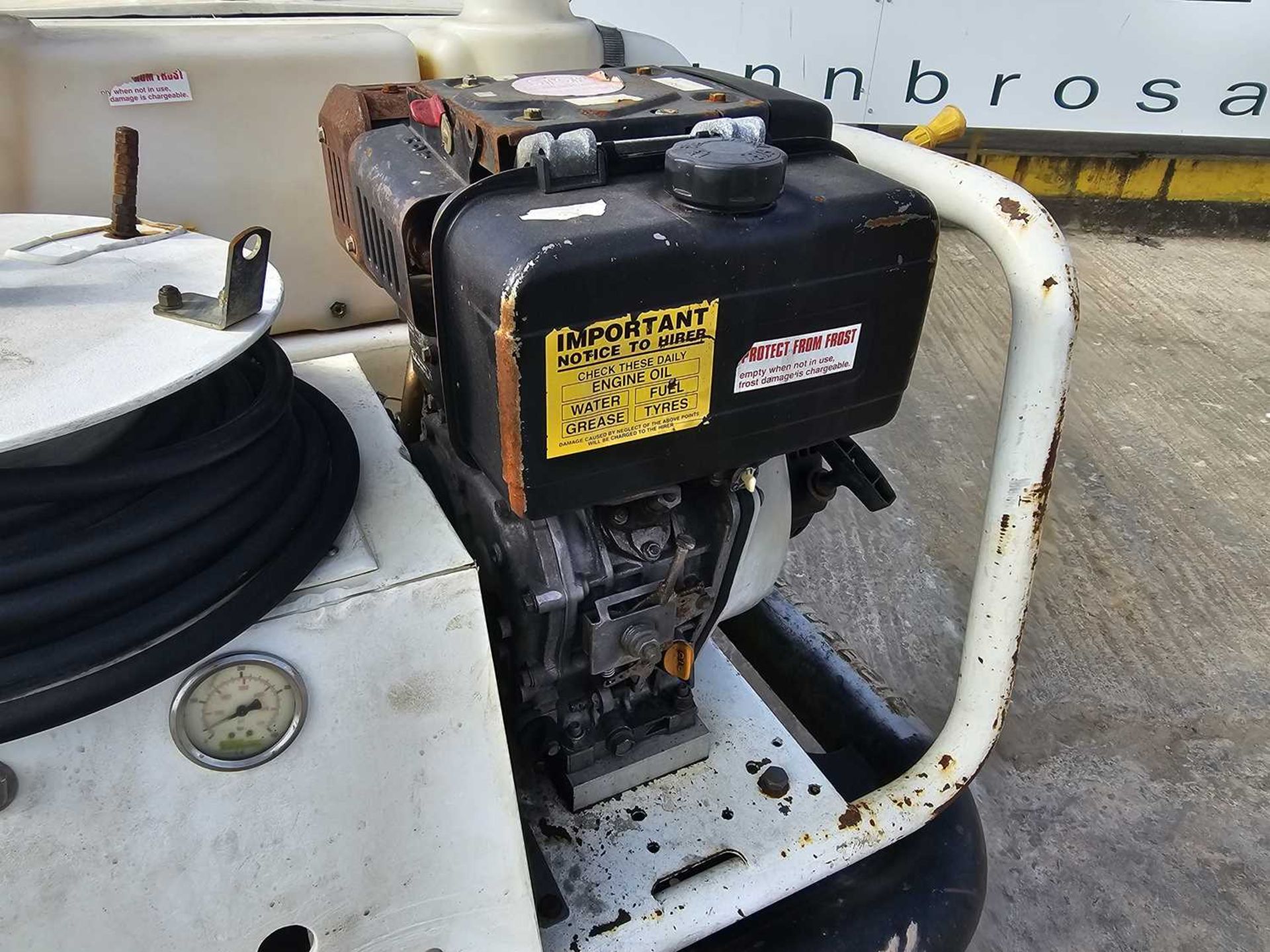 Brendon Bowsers BB1100 Single Axle Plastic Water Bowser, Yanmar Pressure Washer - Image 7 of 14
