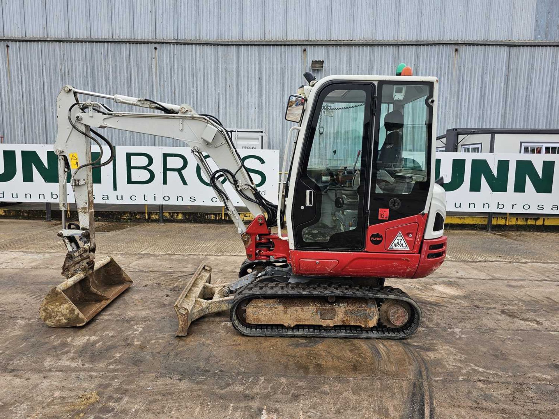 2018 Takeuchi TB230 Rubber Tracks, Blade, Offset, CV, Hill Hydraulic QH, Piped - Image 2 of 32