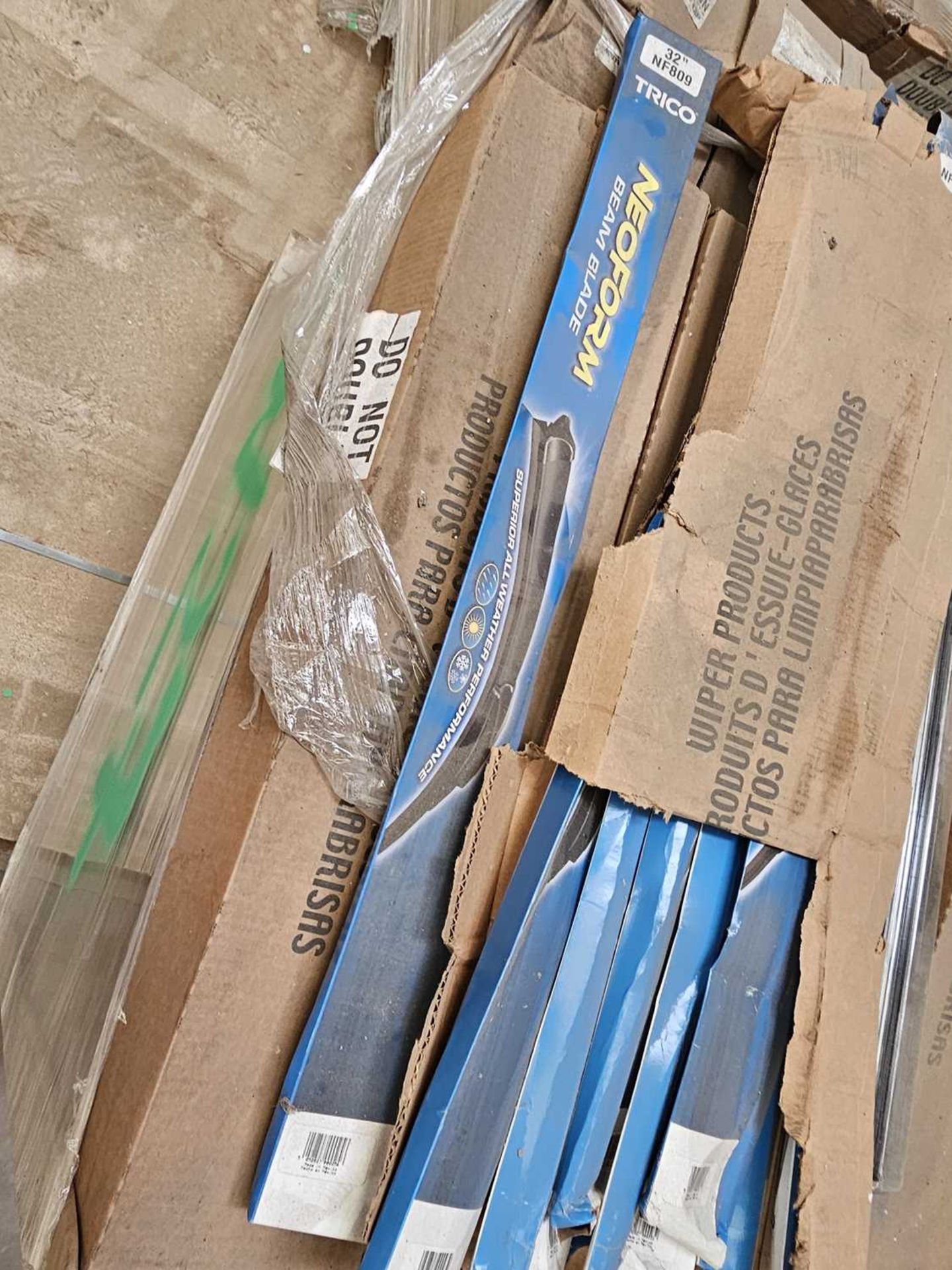 Unused Pallet of Trico NF809 Windscreen Wipers (32")