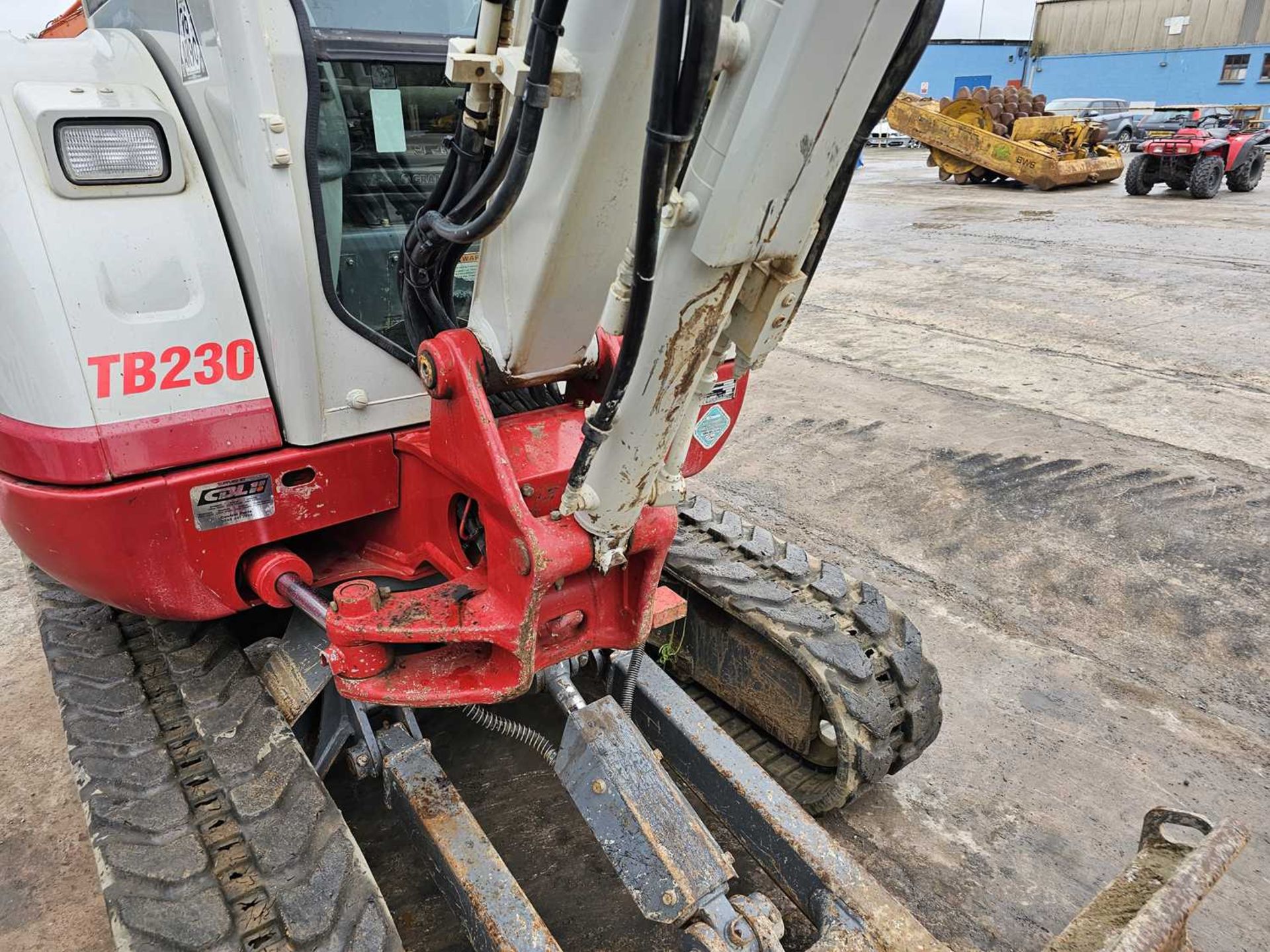 2018 Takeuchi TB230 Rubber Tracks, Blade, Offset, CV, Hill Hydraulic QH, Piped - Image 14 of 32