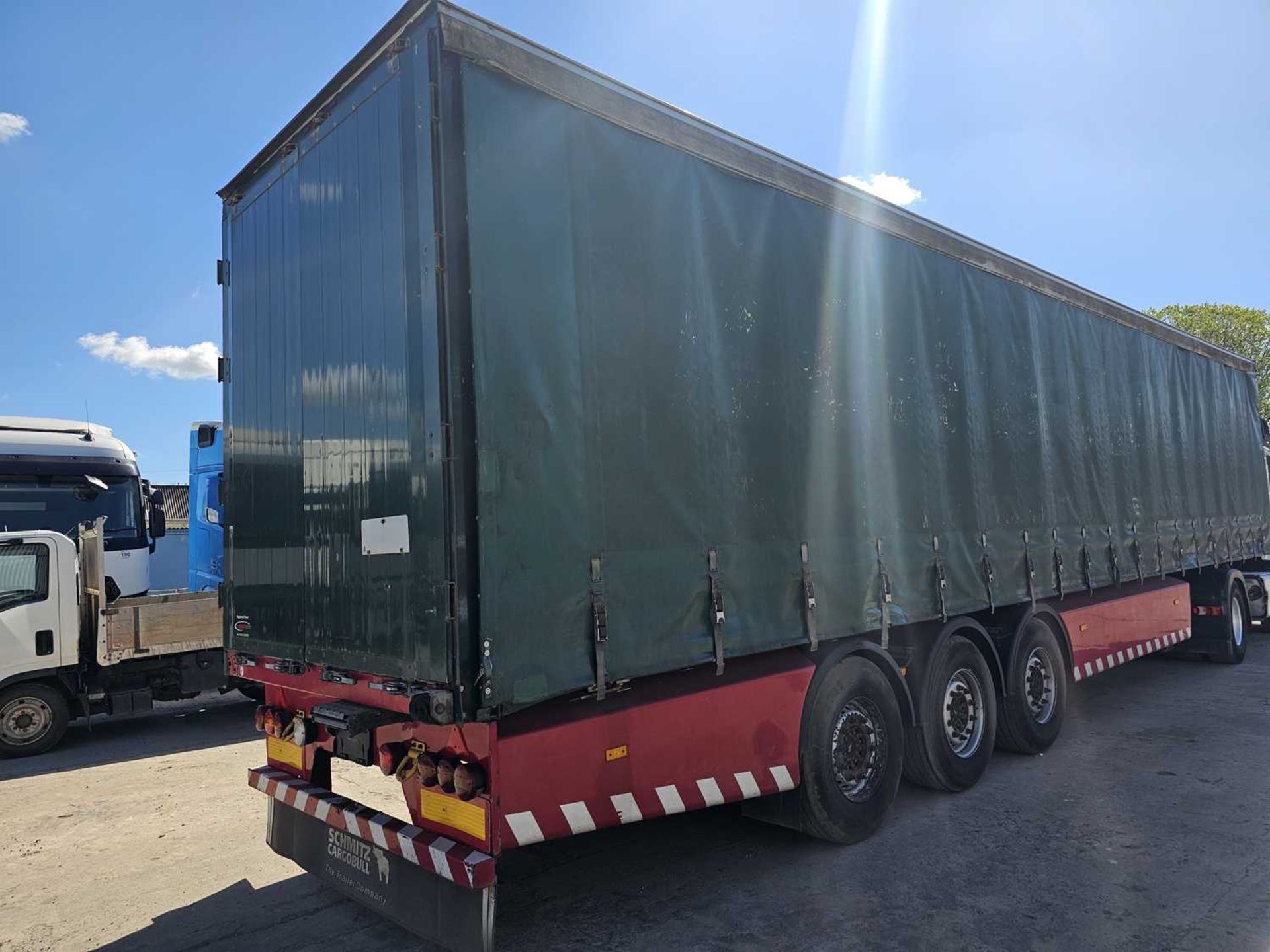 2010 Schmitz Cargobull S01 Tri Axle Curtainsider Trailer - Image 3 of 11