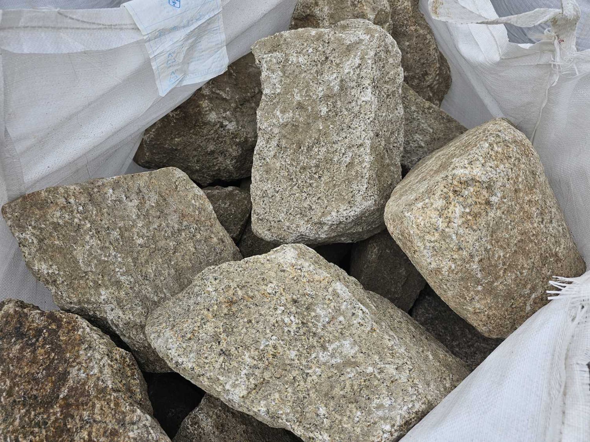 Bulk Bag of Granite Walling Stone