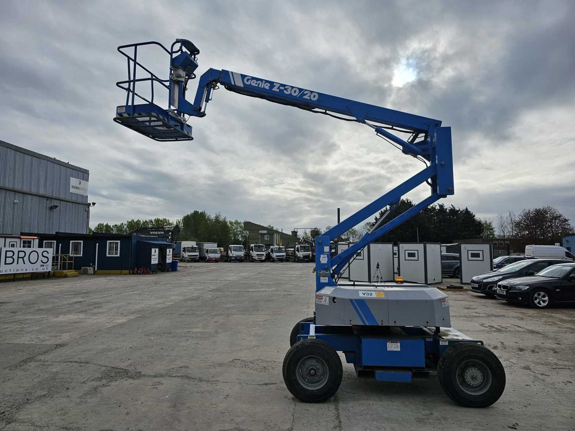 Genie Z30/20HD Wheeled Articulated Electric Scissor Lift Access Platform - Image 2 of 17
