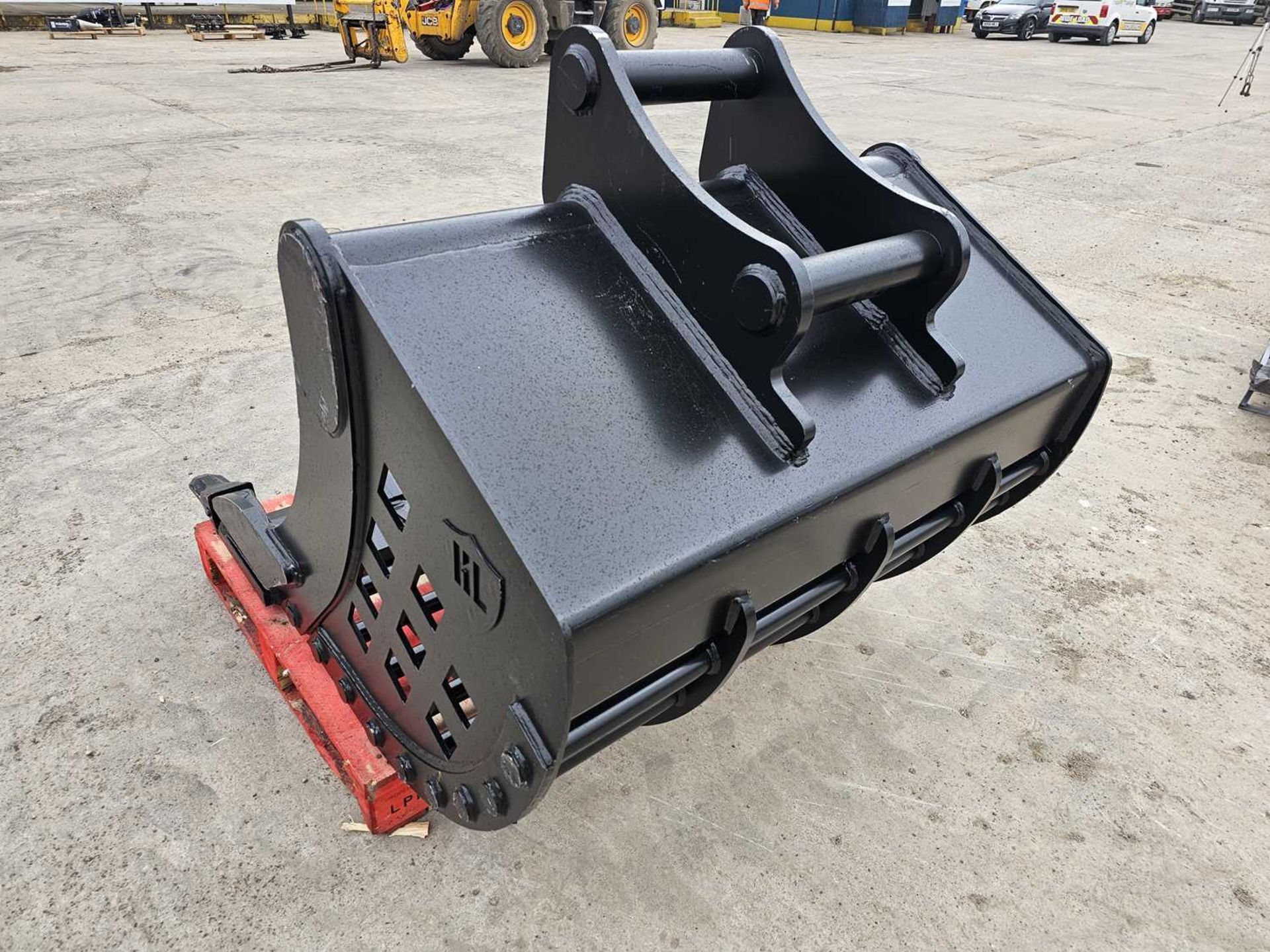 Unused 2024 Hardlife 150-RD-1350-80 54" Skeleton Bucket 80mm Pin to suit 20 Ton Excavator - Image 2 of 7