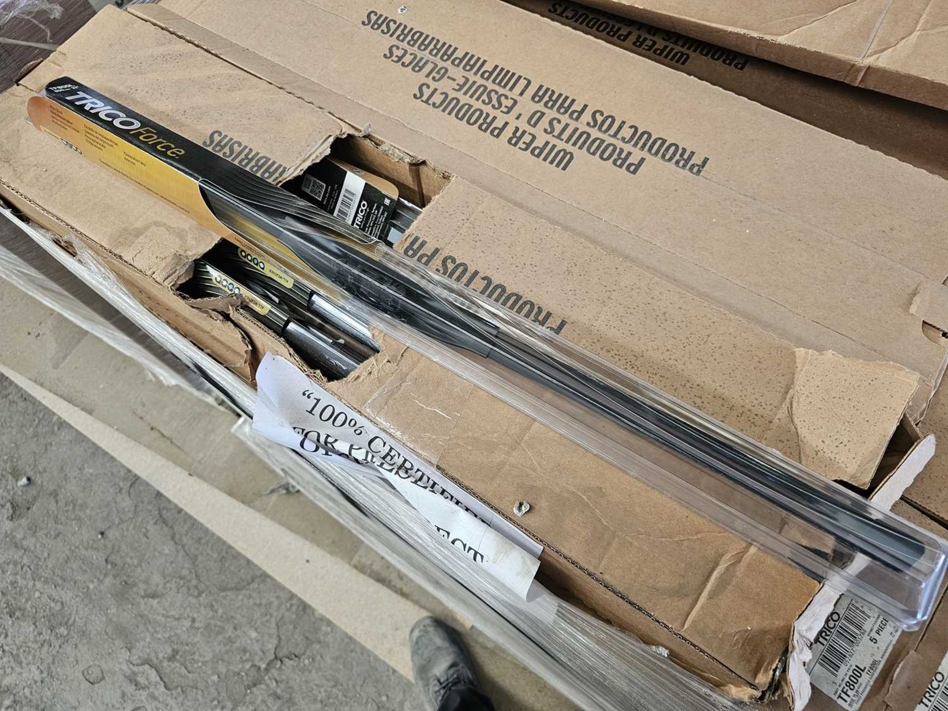 Unused Pallet of Trico TF800L Window Wiper (32")