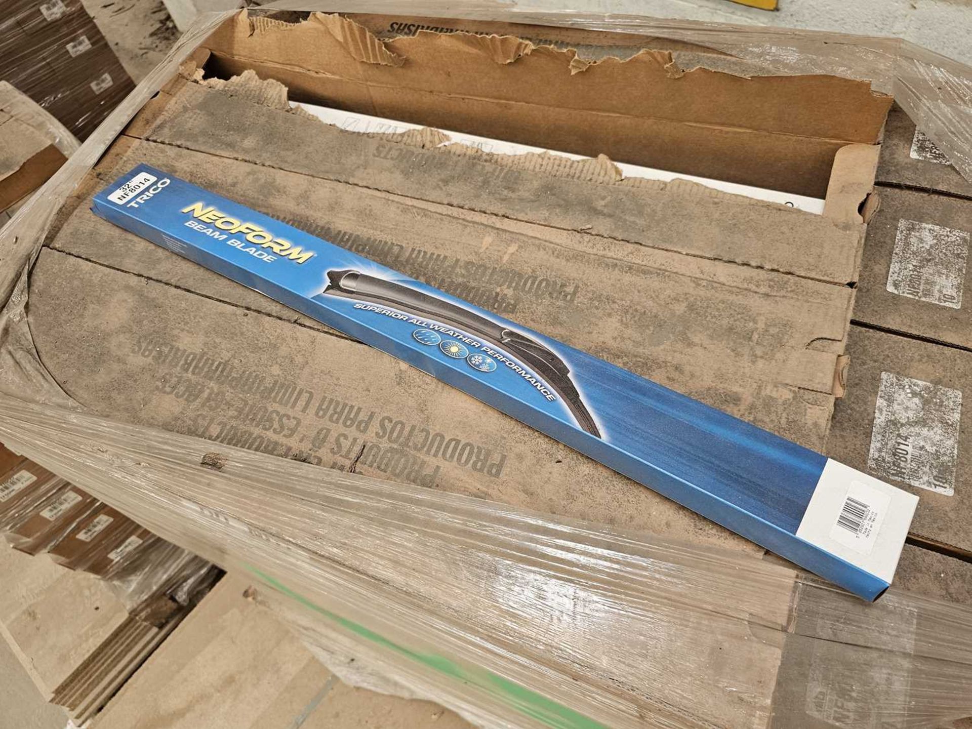 Unused Pallet of Trico NF8014 Windscreen Wipers (32")