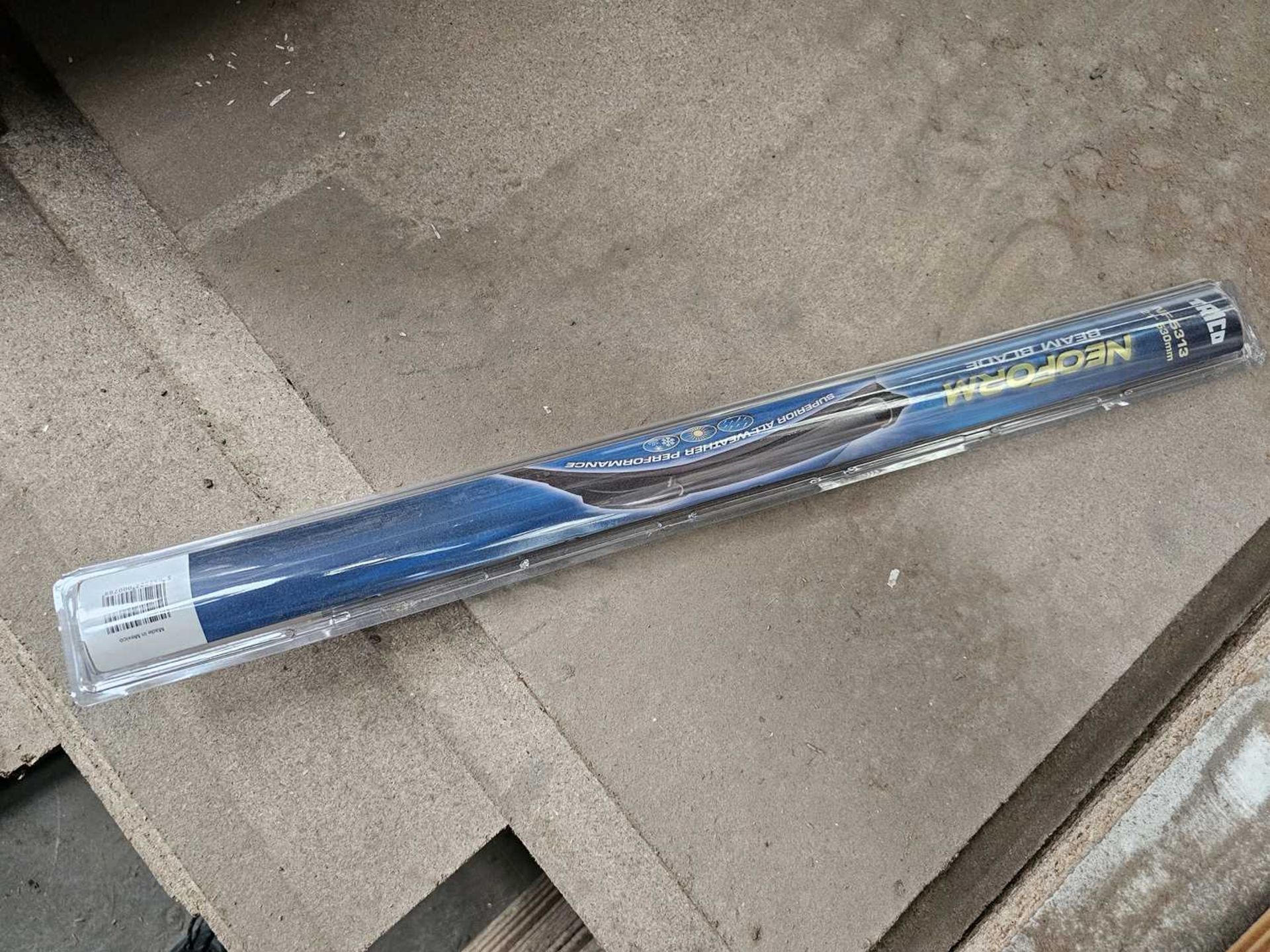 Unused Pallet of Trico NF5313 Window Wiper (21")