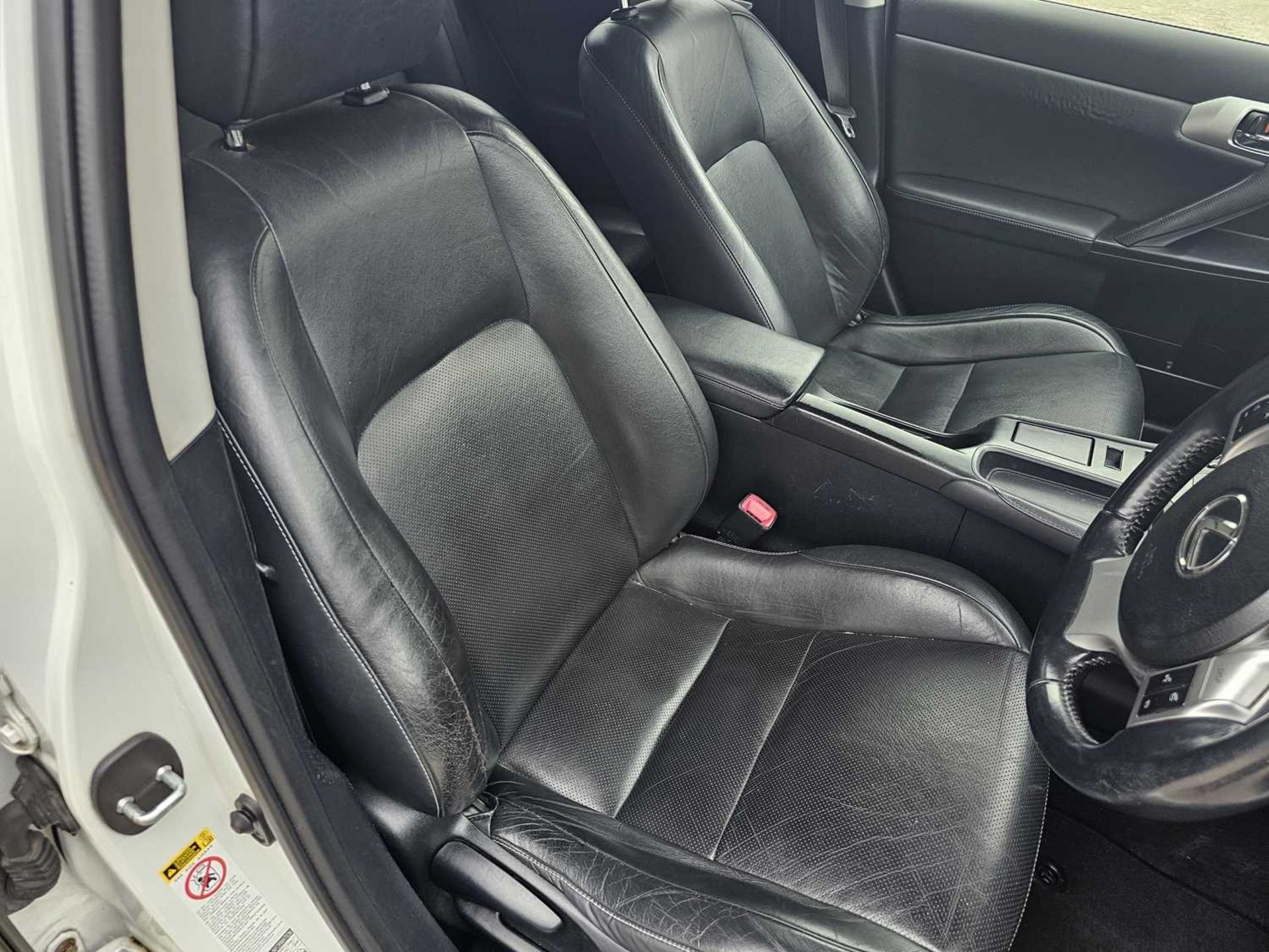 2011 Lexus CT200H Se-L Cvt Hybrid, Auto, Full Leather, Heated Seats, Bluetooth (NO VAT)(Reg. Docs. A - Image 19 of 26
