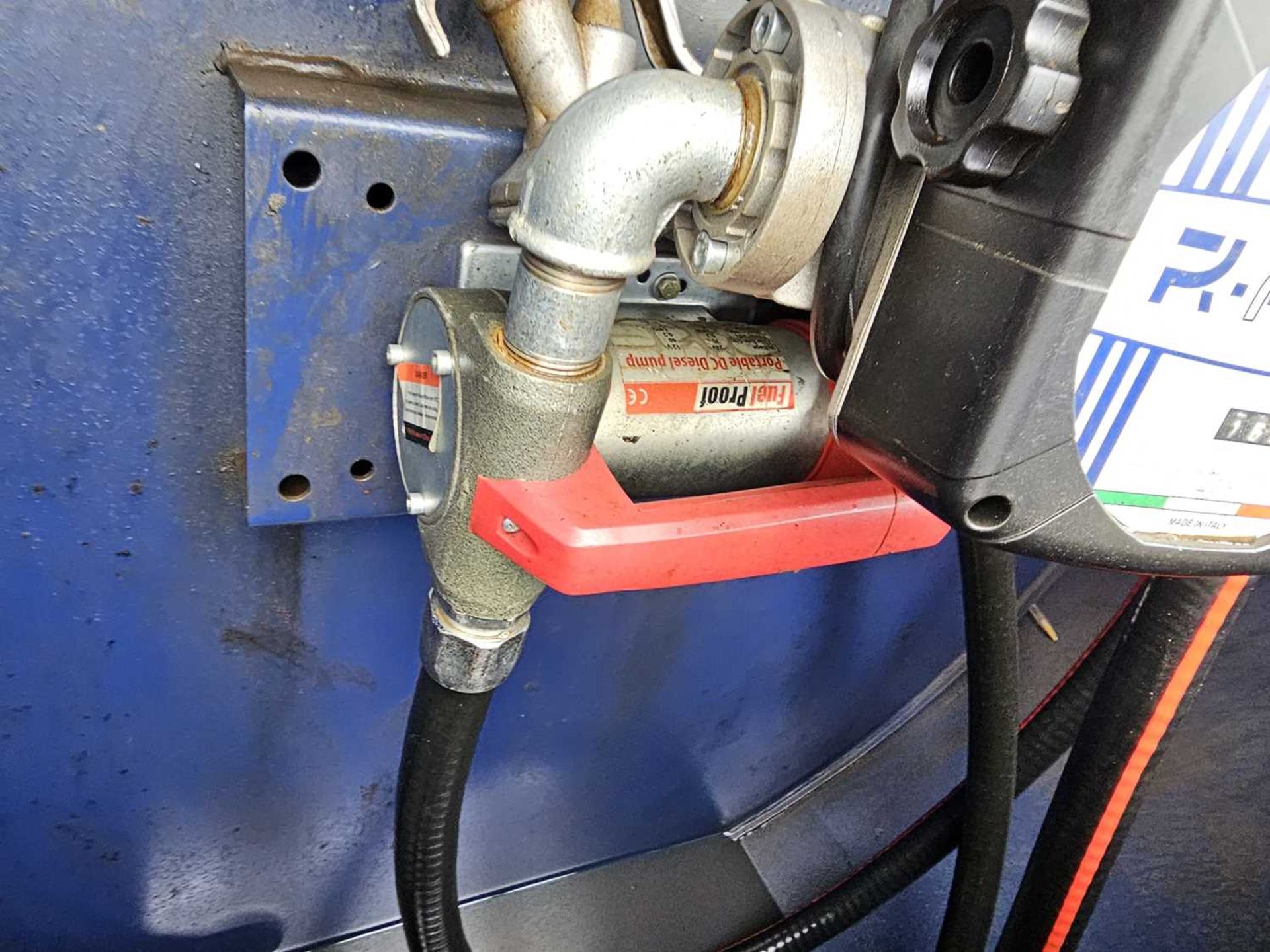 Fuel Proof 1500 Litre Static Bunded Fuel Bowser, 24/12Volt Pump, Flow Meter - Image 7 of 7