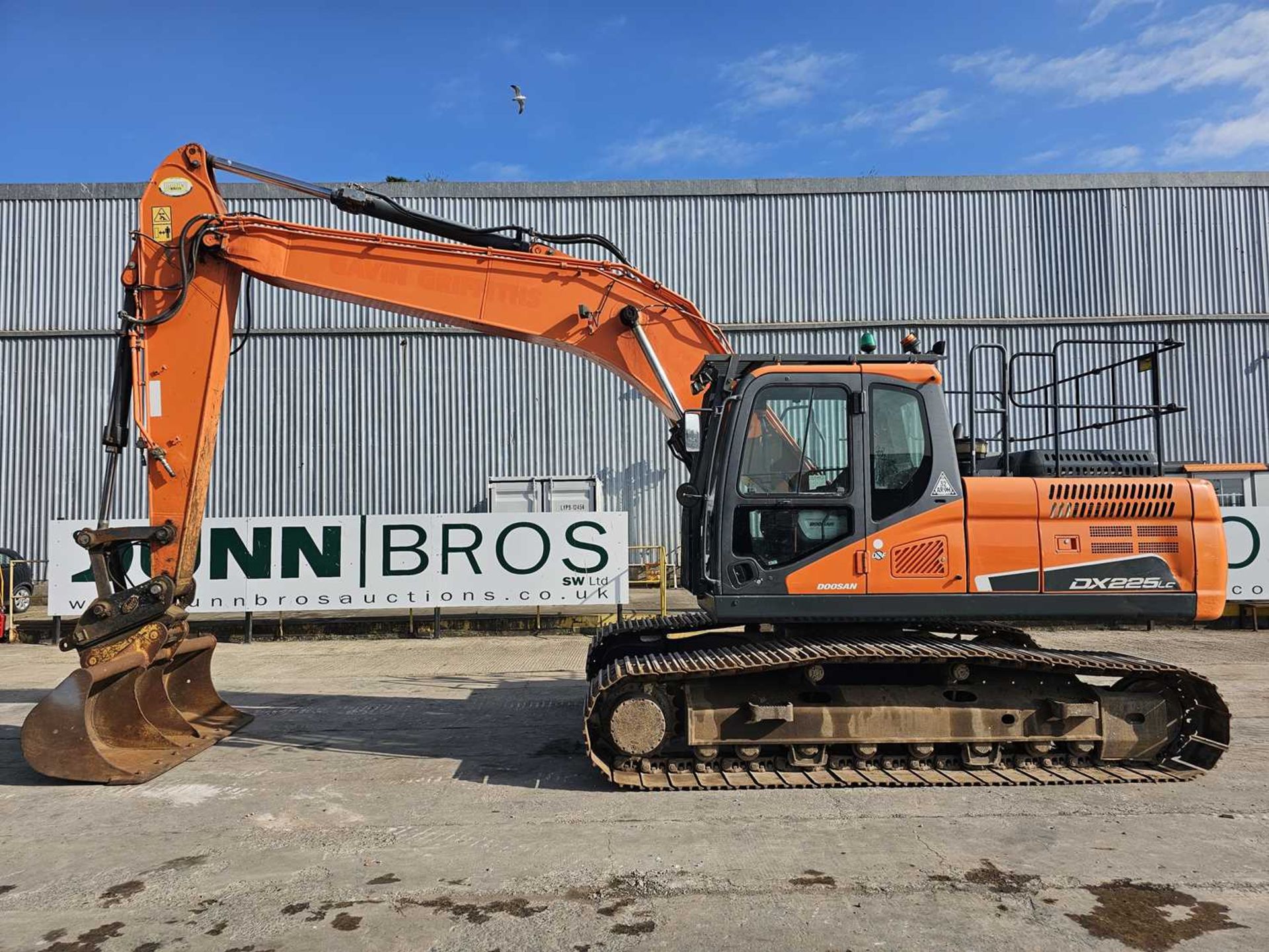 2018 Doosan DX225LC-5 800mm Pads, CV, Geith Hydraulic QH, Piped, Aux. Piping, Demo Cage, Reverse Cam - Image 2 of 34