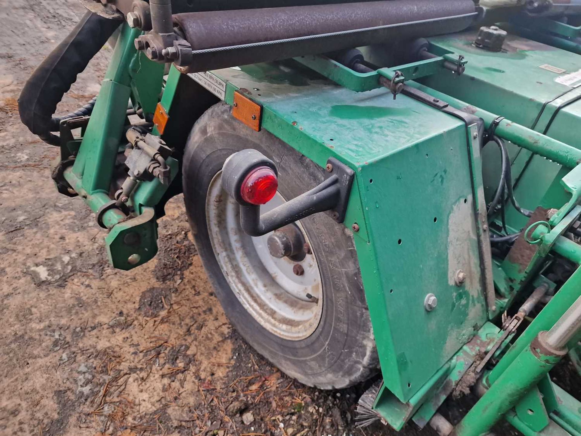 Ransomes TG4650 Single Axle PTO Driven 7 Gang Mower - Image 8 of 16