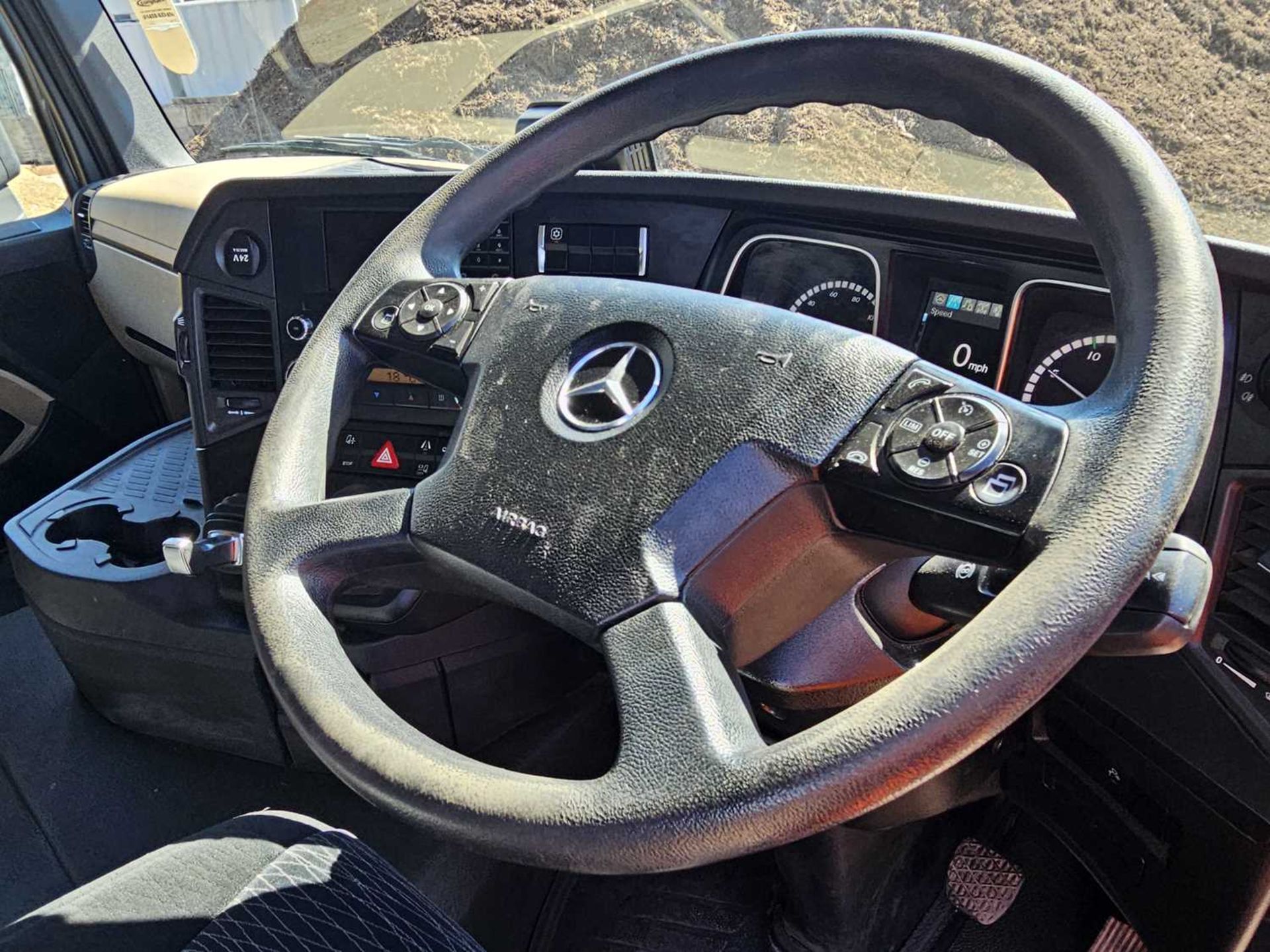 2018 Mercedes Actros 2446 6x2 Mid Lift, A/C - Image 16 of 21