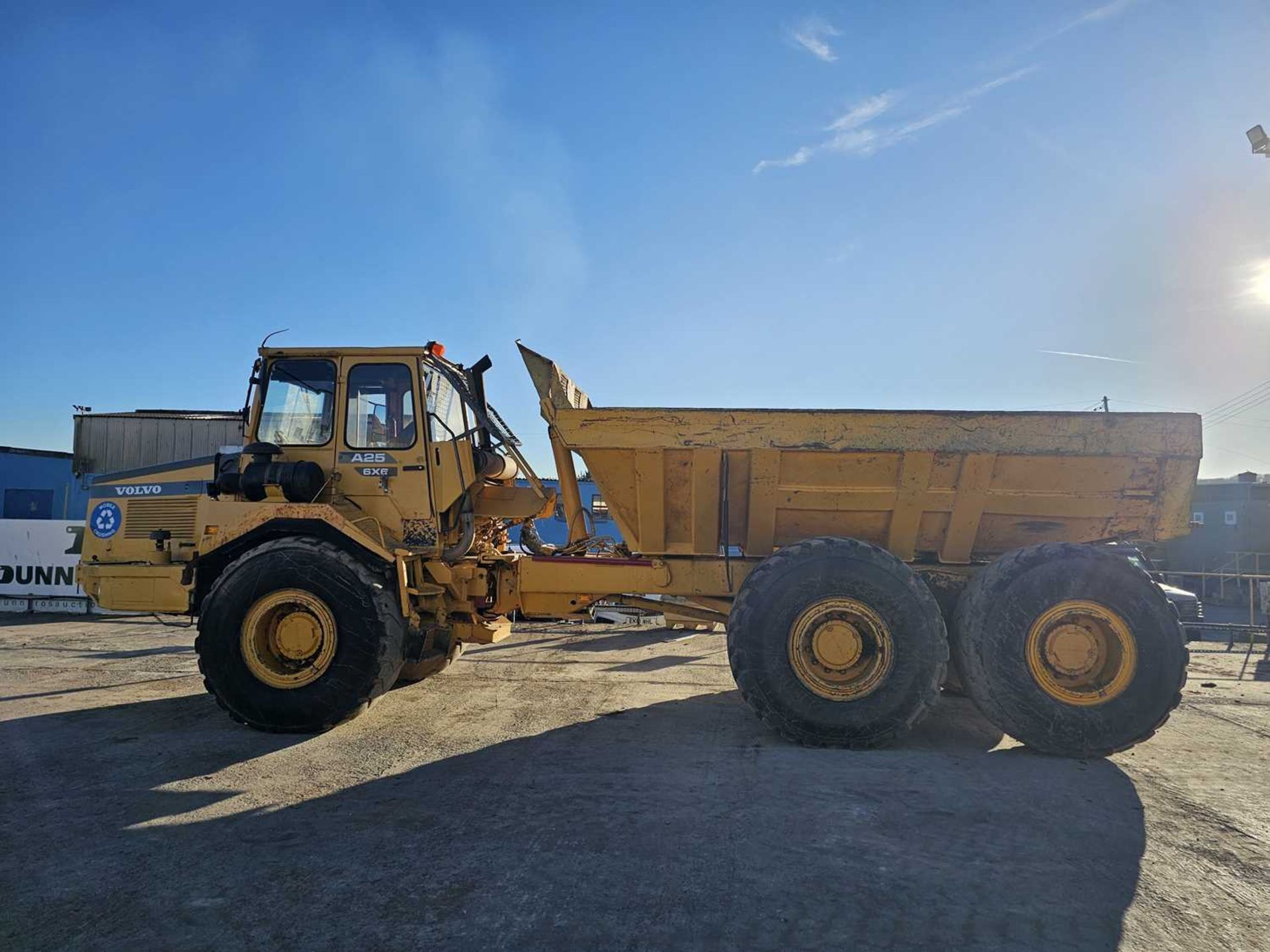 Volvo A25 6x6 Articulated Dumptruck, Reverse Camera - Image 3 of 27