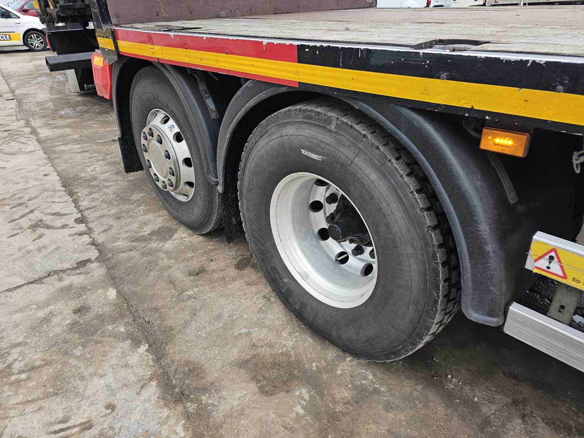 2016 Scania R490 8x2 Rear Lift Rear Steer Flat Bed Lorry, Rear Mounted Fassi F660 Crane, Reverse Cam - Image 10 of 35