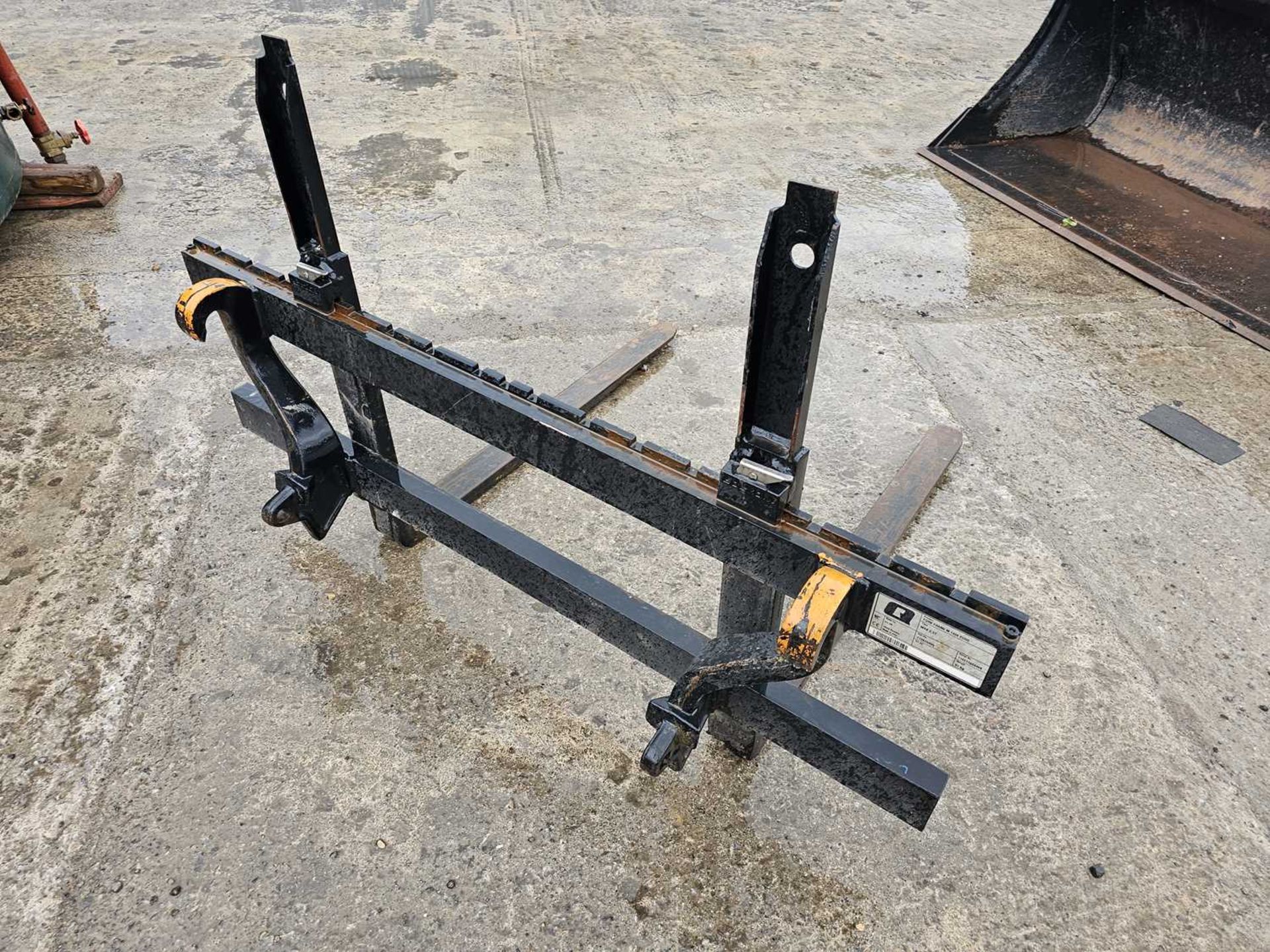 Original Implements 2.5 Ton Pallet Forks Euro 8 Brackets - Image 3 of 7