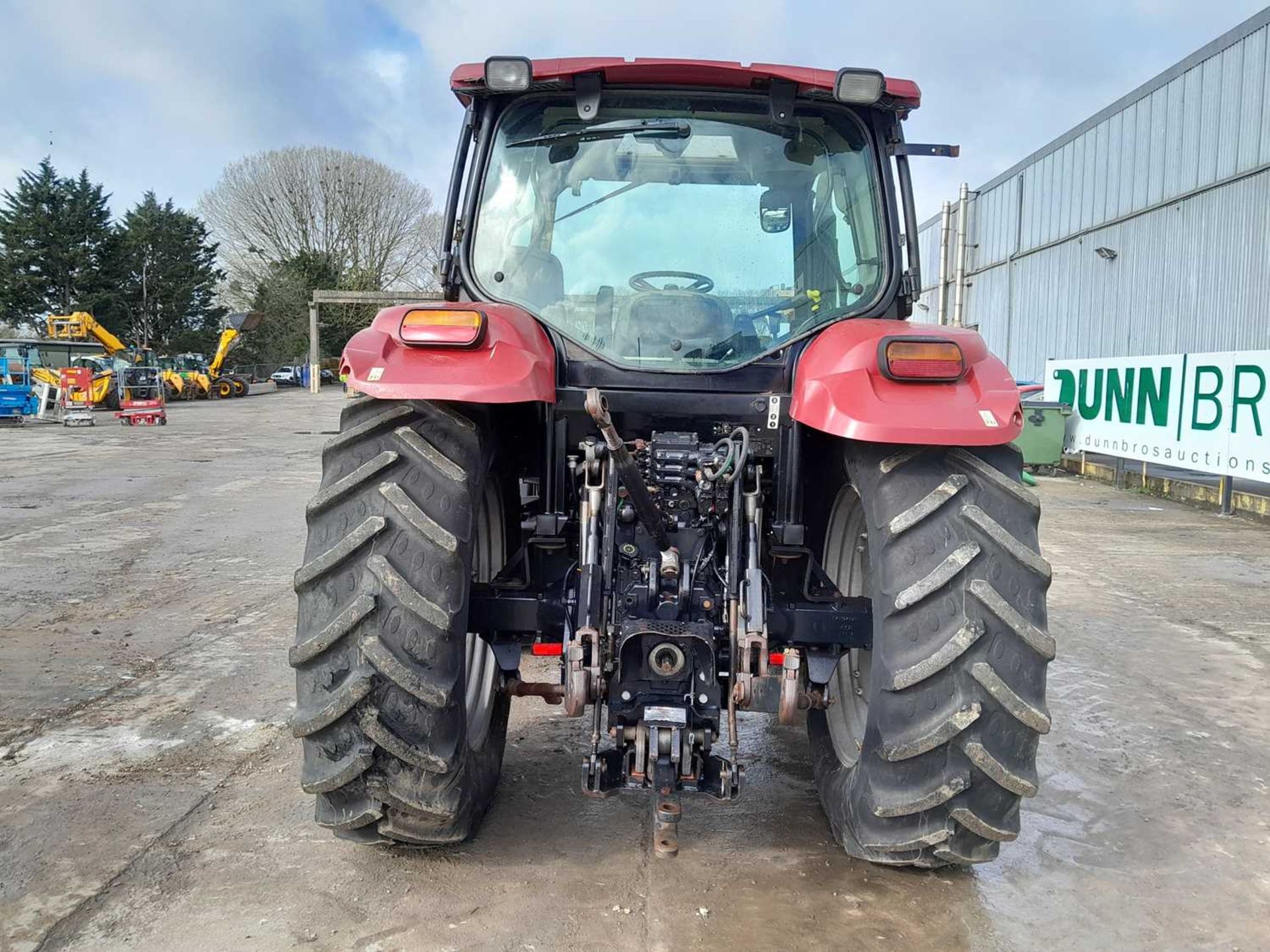 2013 Case Maxxum 110 4WD Tractor, 3 Spool Valves, A/C - Image 4 of 25