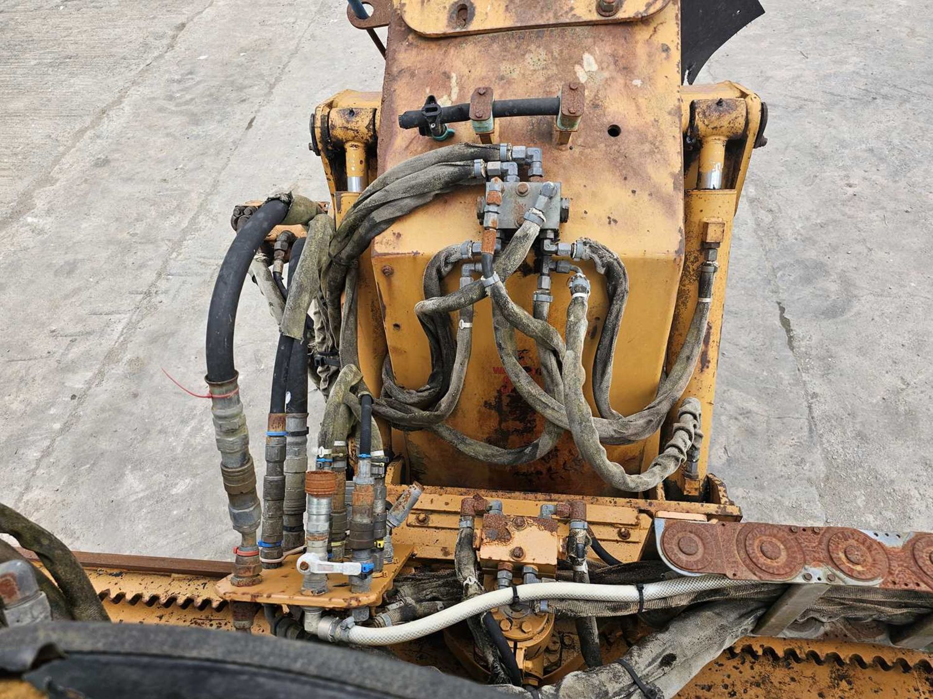 Case 660 4WD 4WS Trencher with TC450 Top Cutter, Chain Trencher, Mole Plough - Image 25 of 39
