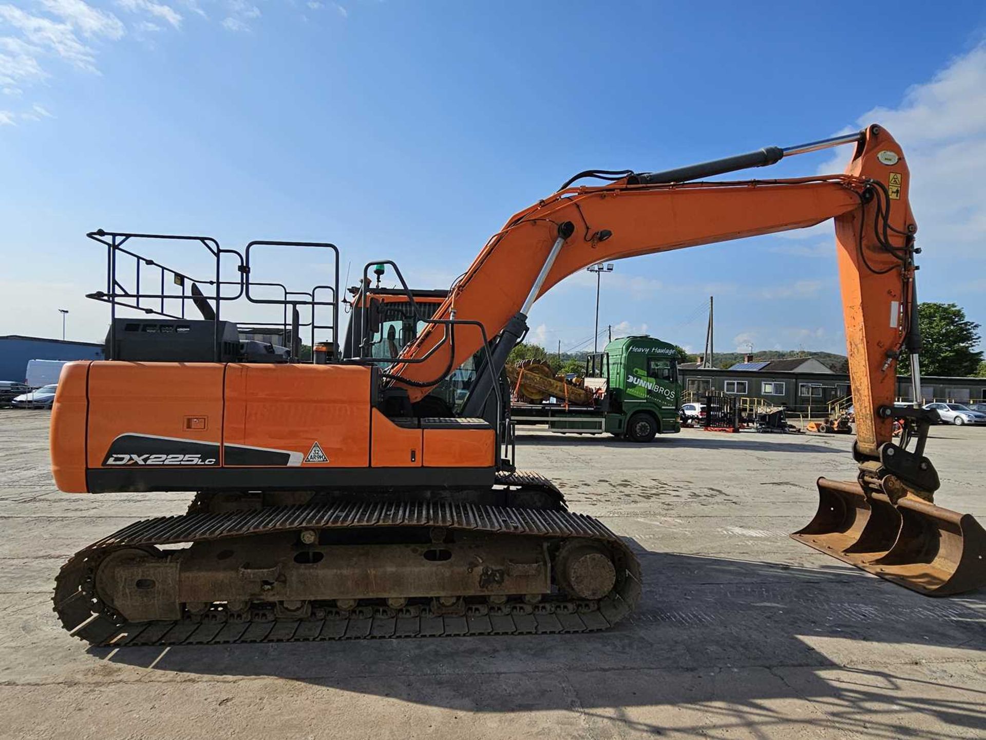 2018 Doosan DX225LC-5 800mm Pads, CV, Geith Hydraulic QH, Piped, Aux. Piping, Demo Cage, Reverse Cam - Image 6 of 34