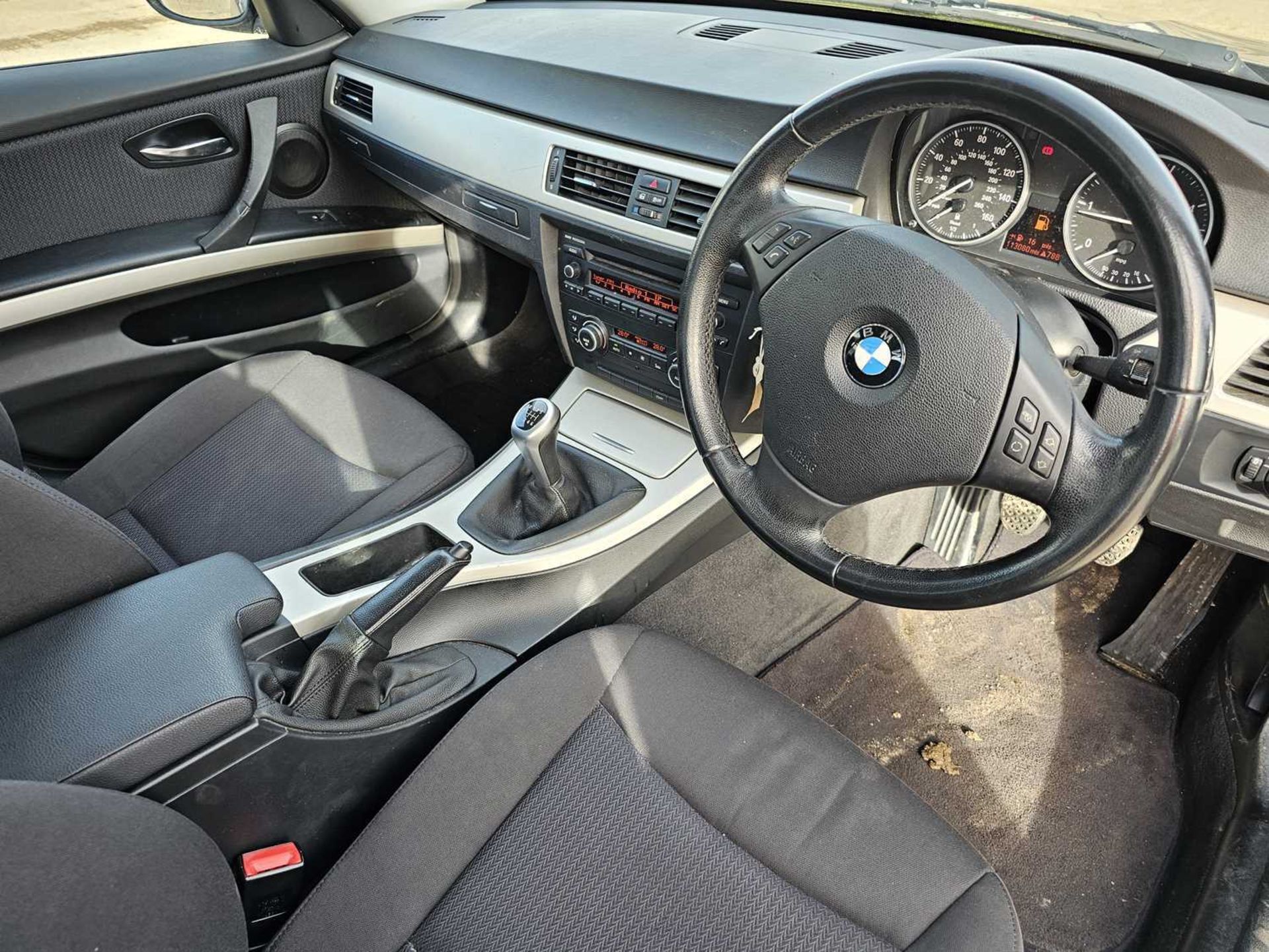 2011 BMW 320D, 6 Speed, Parking Sensors, Bluetooth, A/C (NO VAT)(Reg. Docs. Available, Tested 01/25) - Image 22 of 28