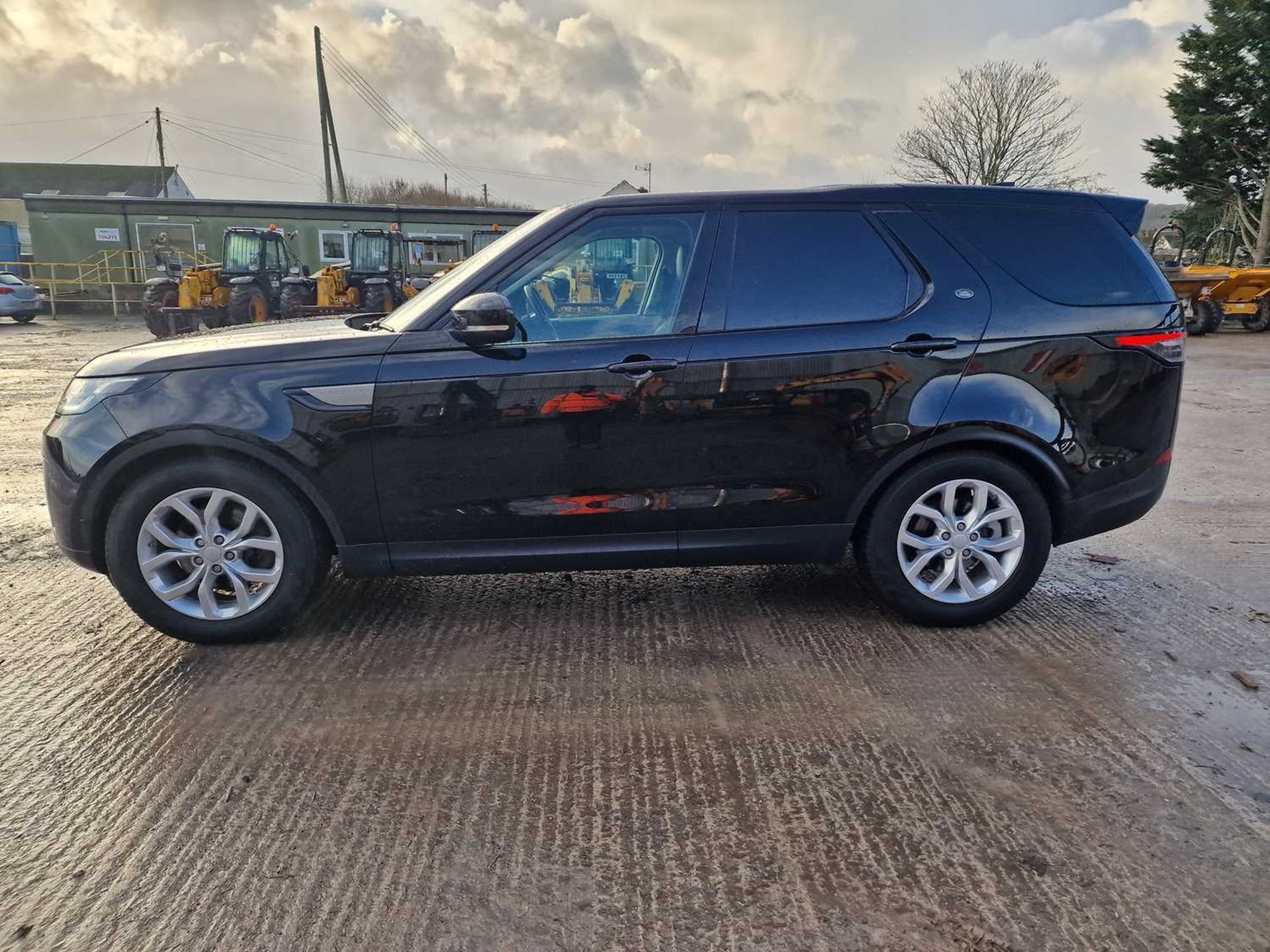 2019 Landrover Discovery SD4 SE 240 Commercial, Auto, Paddle Shift, Sat Nav, Reverse Camera, Parking - Image 2 of 26