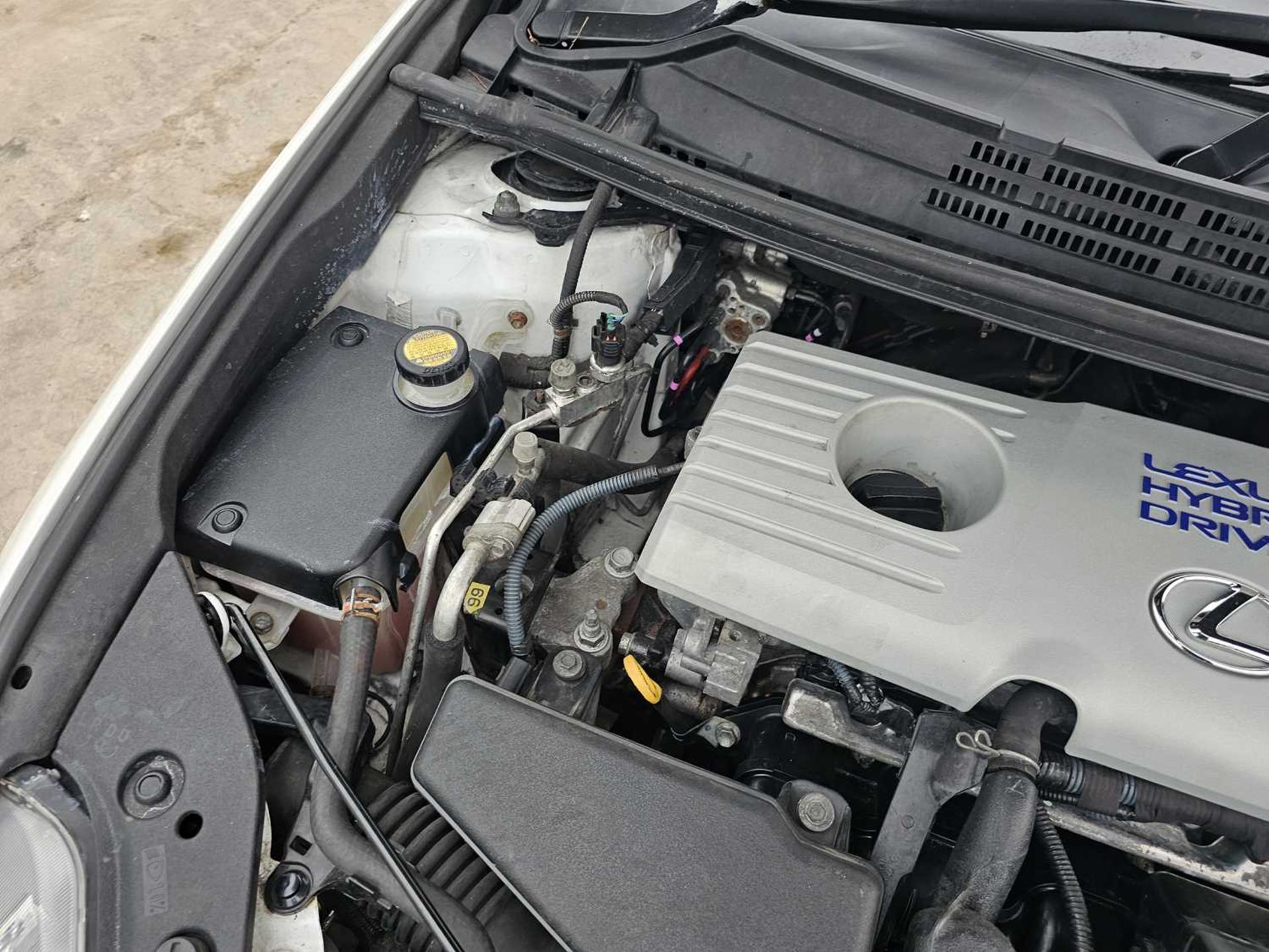 2011 Lexus CT200H Se-L Cvt Hybrid, Auto, Full Leather, Heated Seats, Bluetooth (NO VAT)(Reg. Docs. A - Image 14 of 26