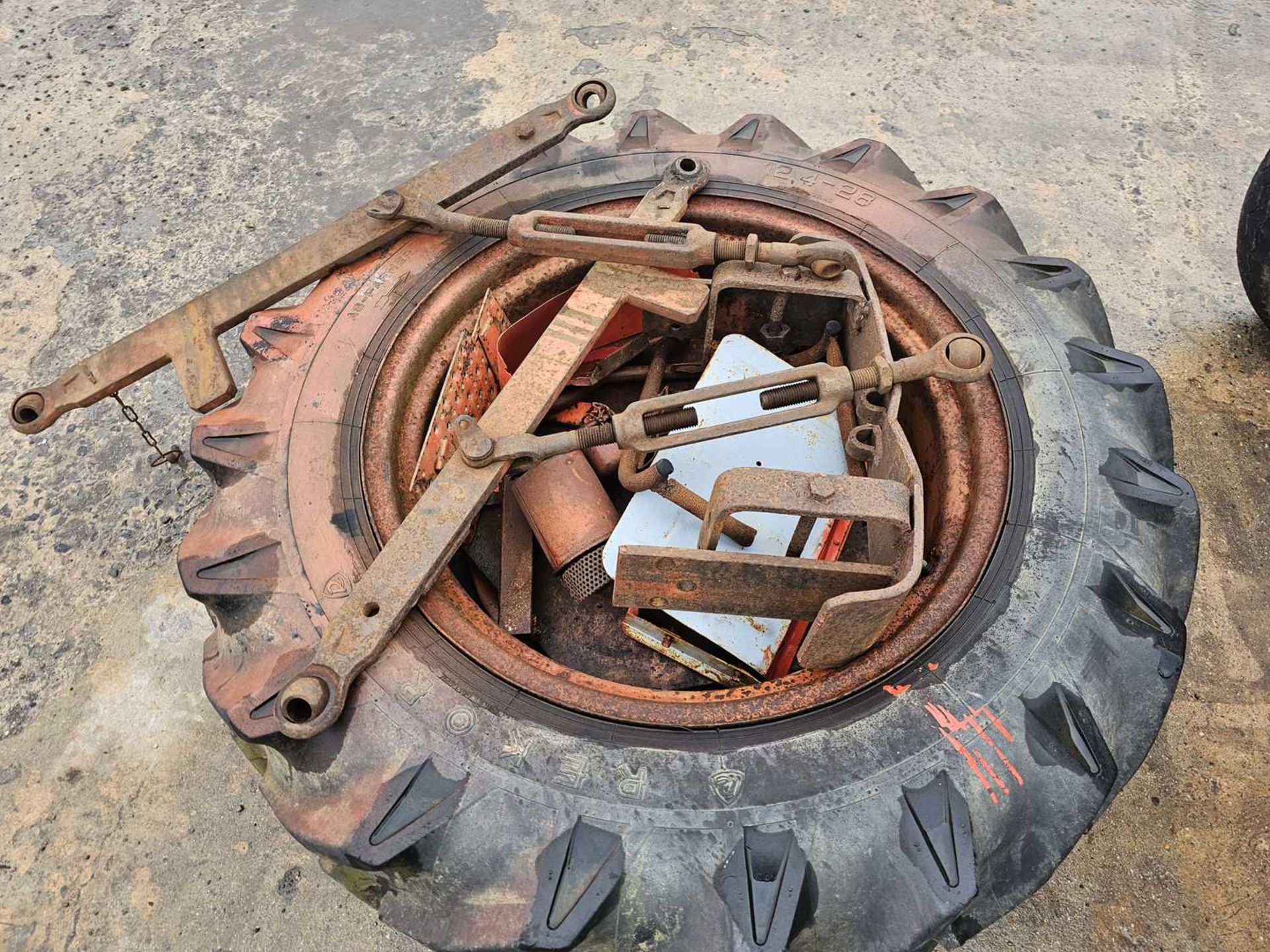 Renault N70 2WD Tractor (Part Restored) - Image 19 of 19