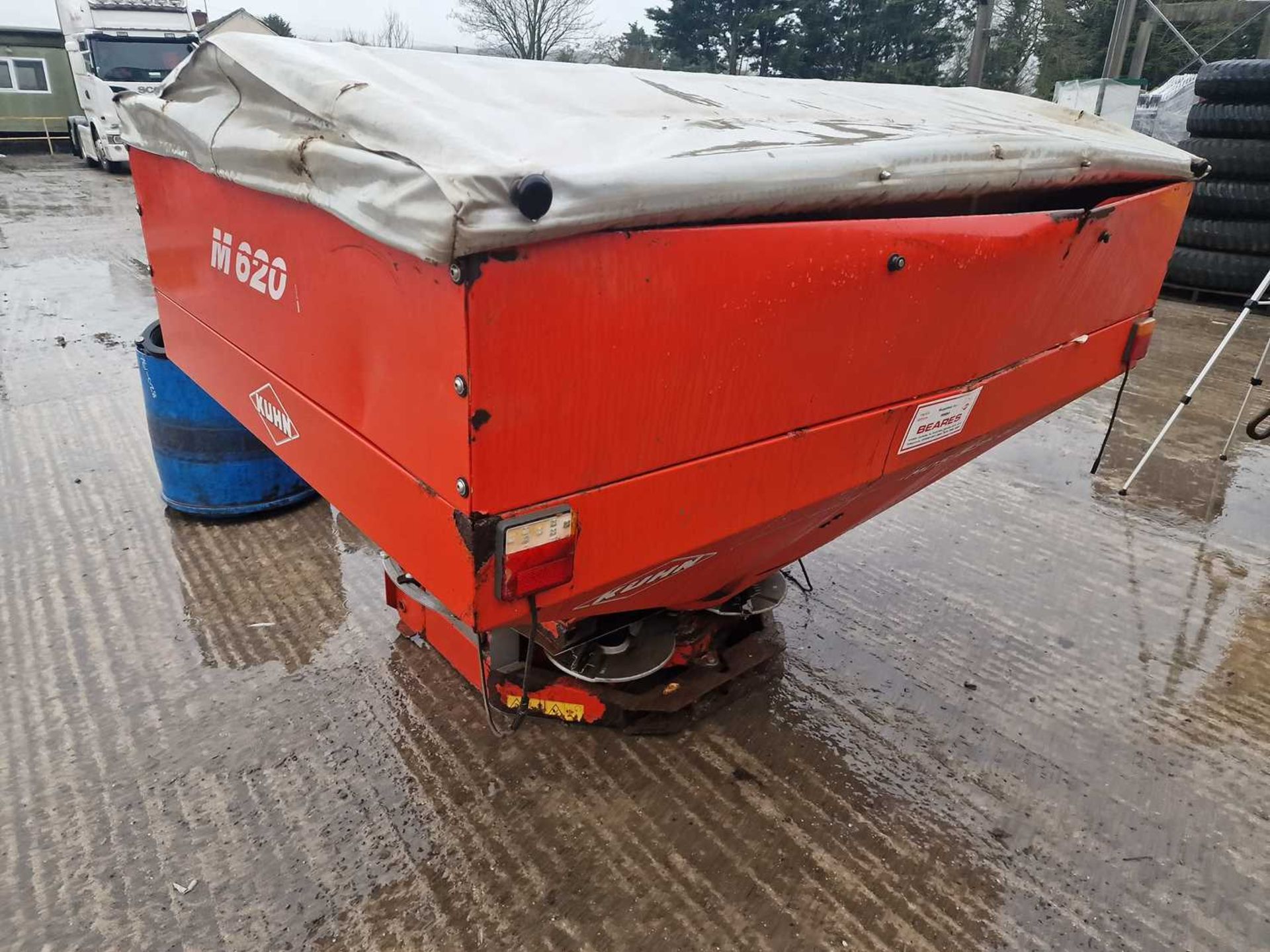 2007 Kuhn MDS935 PTO Driven Fertiliser Spreader to suit 3 Point Linkage - Image 4 of 8