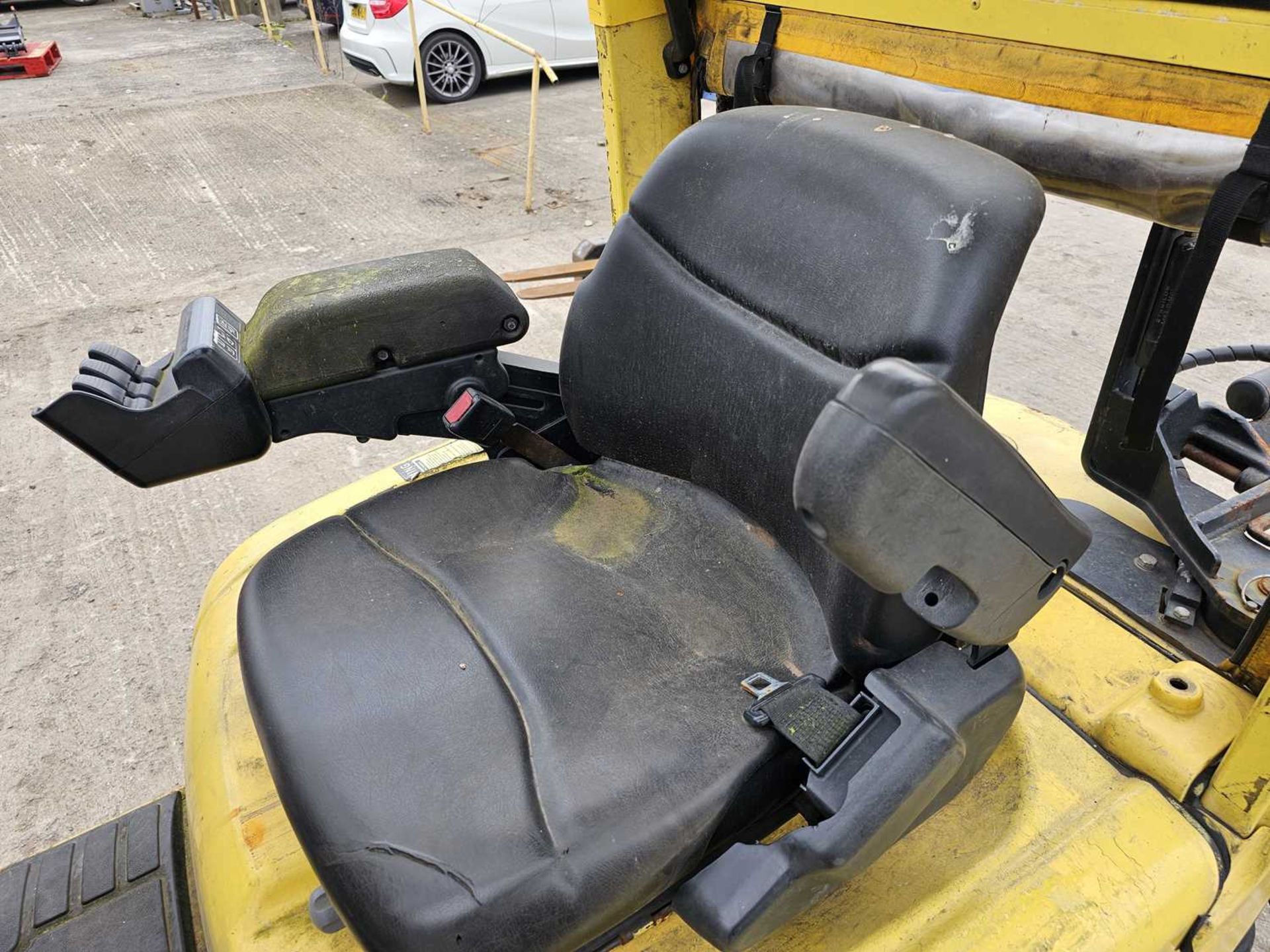 2007 Hyster H2.0FTS Gas Forklift, 3 Stage Free Lift mast, Side Shift (Starting Fault) - Image 13 of 16