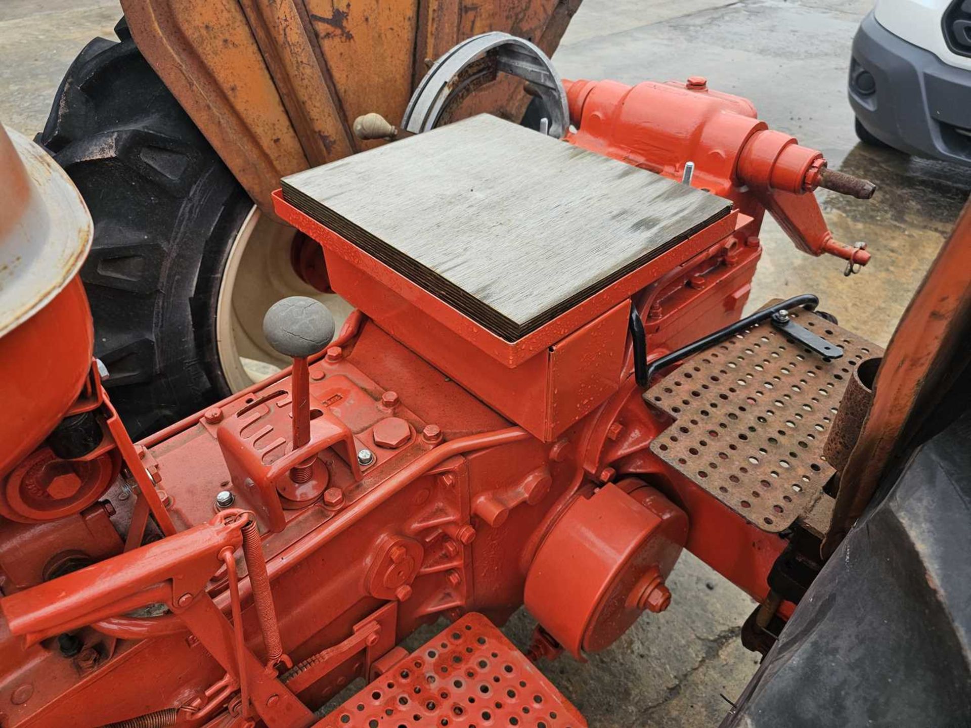 Renault N70 2WD Tractor (Part Restored) - Image 16 of 19