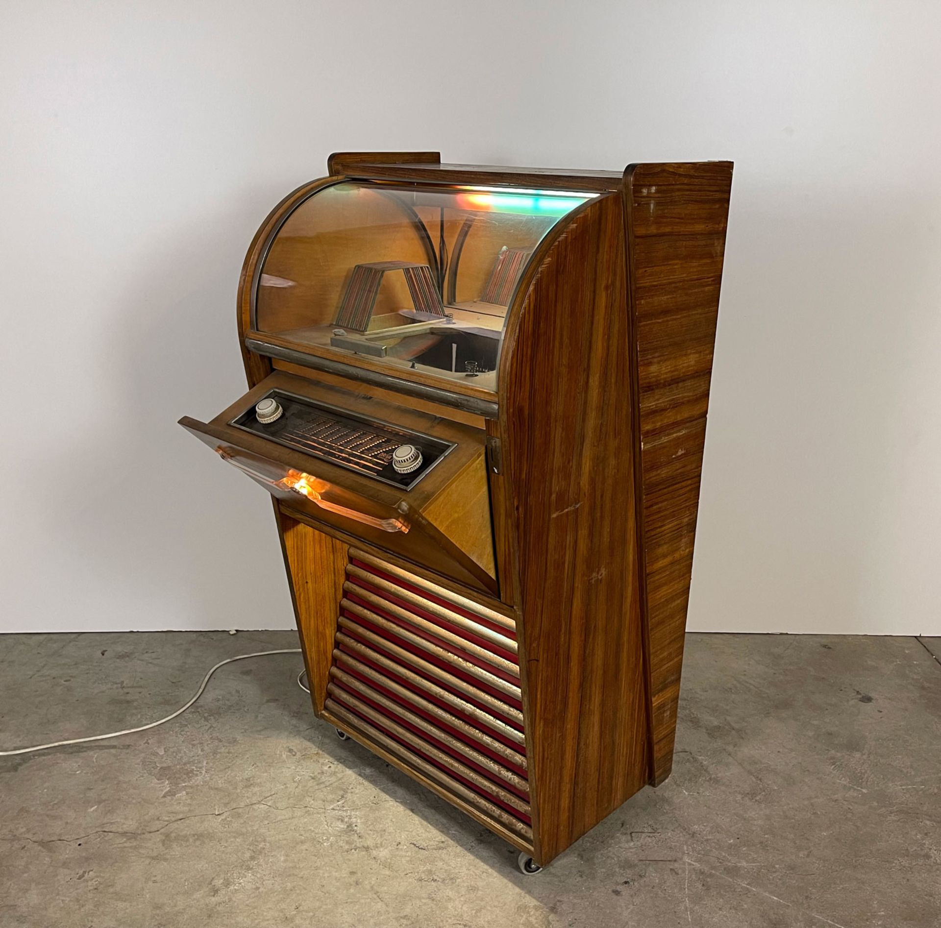 1958 Belgian Driva "Brabant Box" Coin-Op Radio and Record Player Jukebox - Image 2 of 14