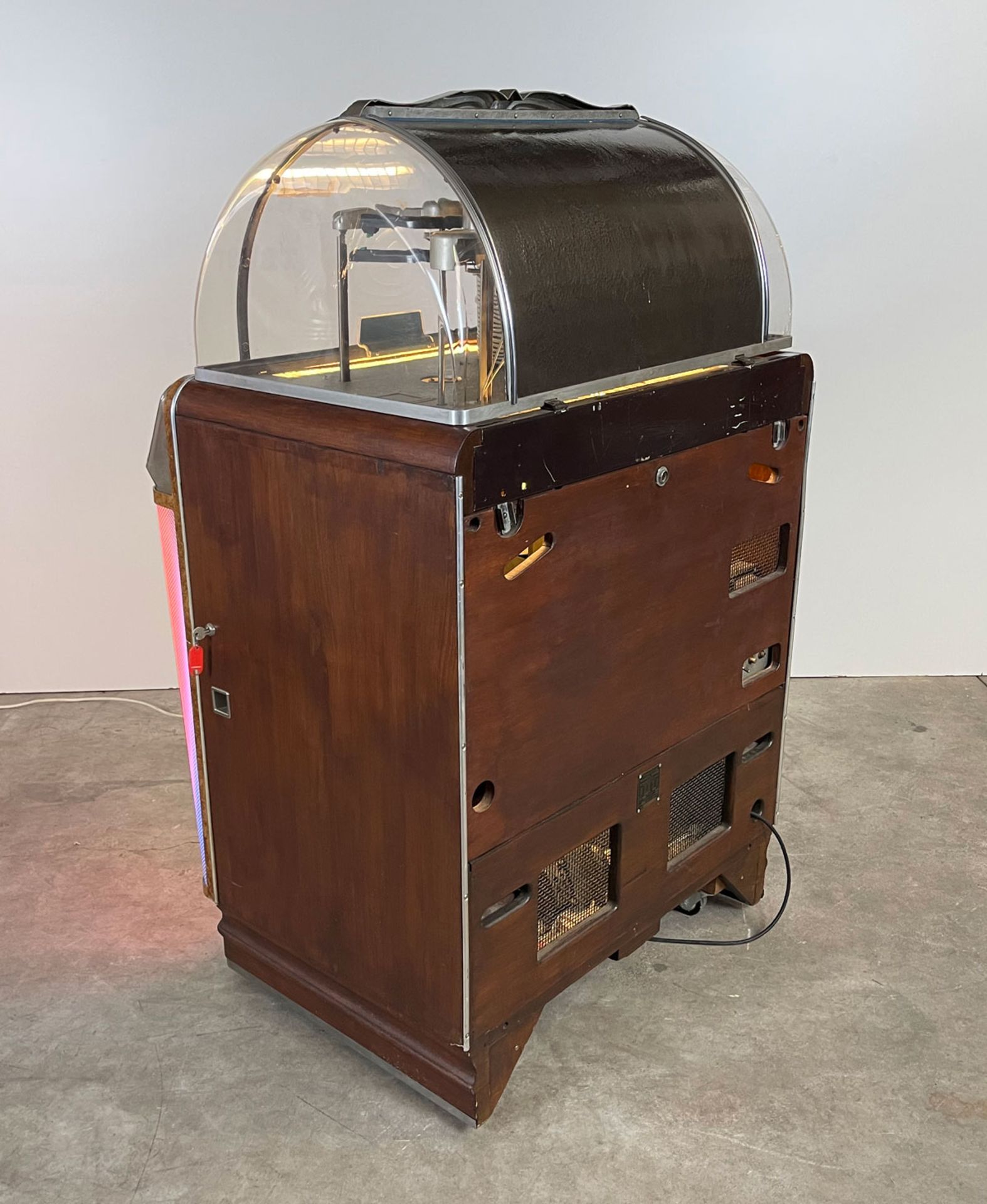 1951-1952 Wurlitzer 1400 Jukebox - Image 5 of 16