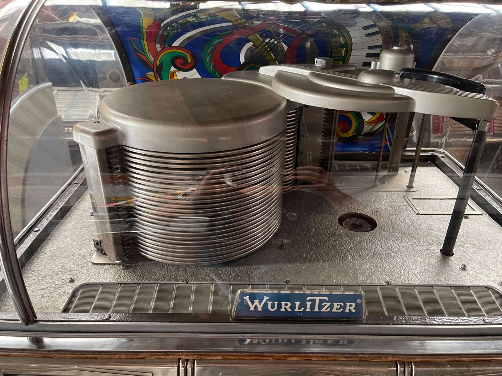 1951-1952 Wurlitzer 1400 Jukebox - Image 16 of 16