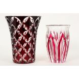 two crystal vases, one Bohemian and one Belgian (VSL) || Lot van twee vazen in deels rood en