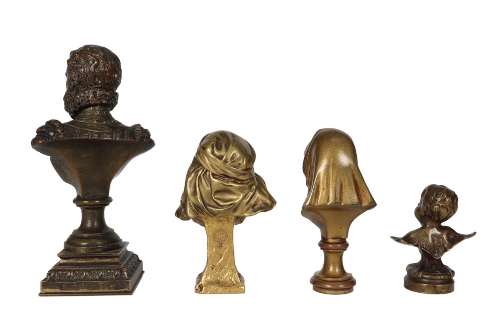 four small antique bronze sculptures of which three are stamps || Lot van vier antieke - Image 3 of 6