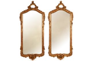 pair of mirrors with antique Louis XV style frames in gilded and sculpted wood || Paar spiegels