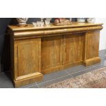 19th Cent. English sideboard in mahogany || Negentiende eeuwse Engelse dressoir in blonde acajou met