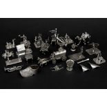 twenty silver miniatures || Lot van twintig miniaturen in massief zilver - gewicht : 354 gram