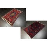 two Persian dozar rugs in wool || Lot van twee Perzische dozars in wol - 208 x 127 en 224 x 137