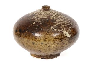 ceramic vase attributed to Antonio Lampecco || ANTONIO LAMPECCO (1932 - 2019) vaas in keramiek -