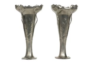 pair of Orivit marked pewter Art Nouveau vases || ORIVIT paar Art Nouveau-vazen in zilvertin met