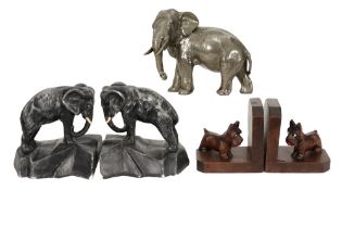 two pairs of Art Deco book-ends (Elephants (plaster) and Dogs (wood)) and a metal elephant || Lot (