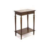 antique sewing table in mahogany with copper inlay || Antiek neoclassicistisch naaitafeltje in