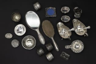 various lot with silver items || Varia massief zilver - totaalgewicht : ca 1222 gram