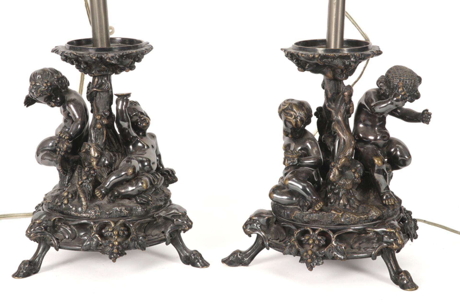 pair of Christofle marked table lamps with their base in silverplated bronze || CHRISTOFLE paar - Image 2 of 4