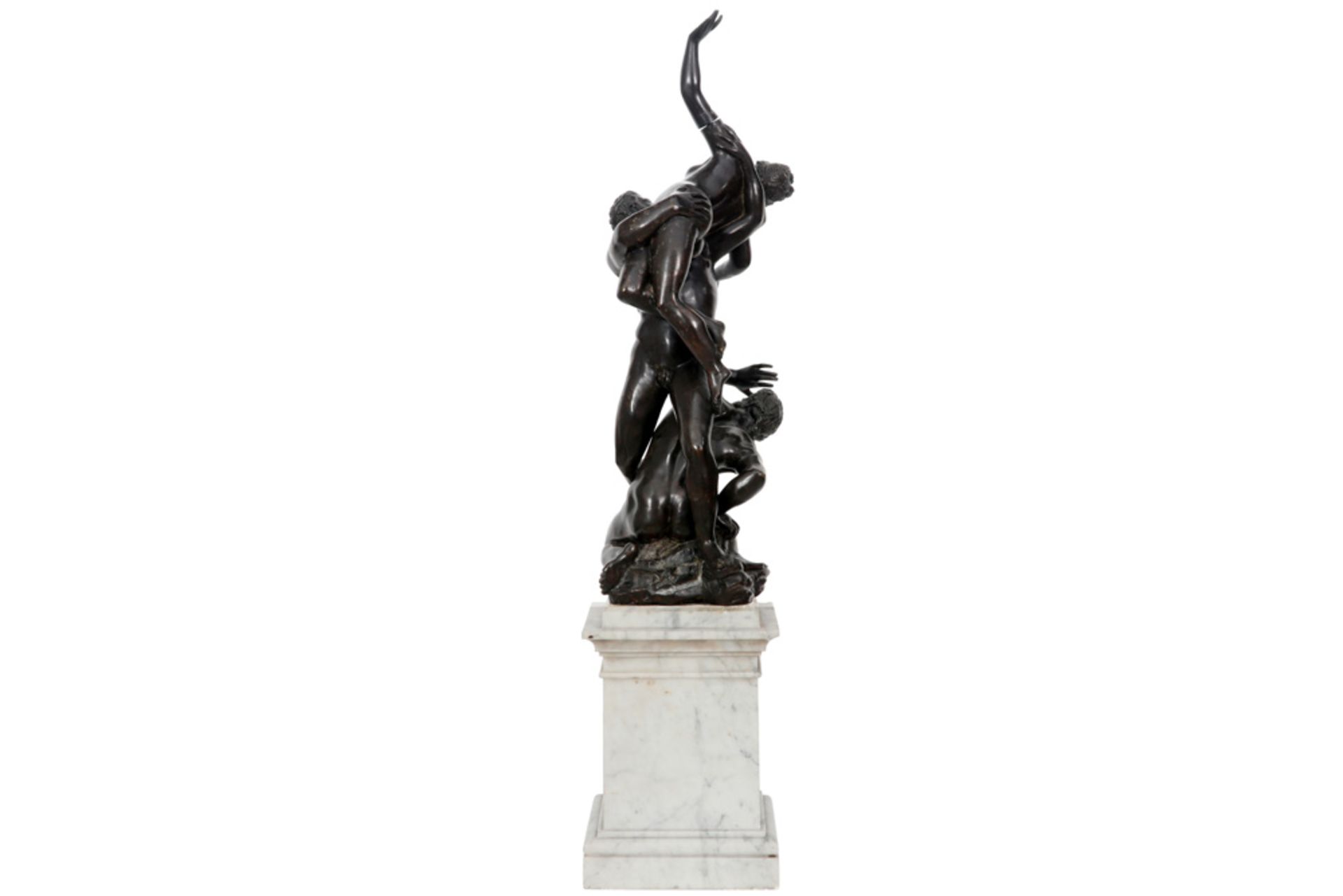 antique "Grand Tour" sculpture in bronze on a marble base with bronze basreliefs || ROUWKOOP antieke - Bild 4 aus 6