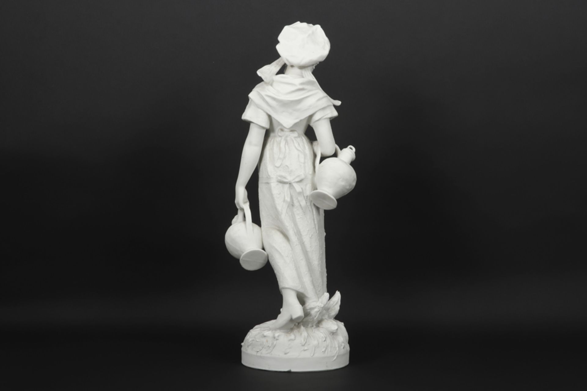 antique Polydor Comein signed sculpture in (biscuit-)porcelain || COMEIN POLYDOR (1848 - 1907) - Image 3 of 6