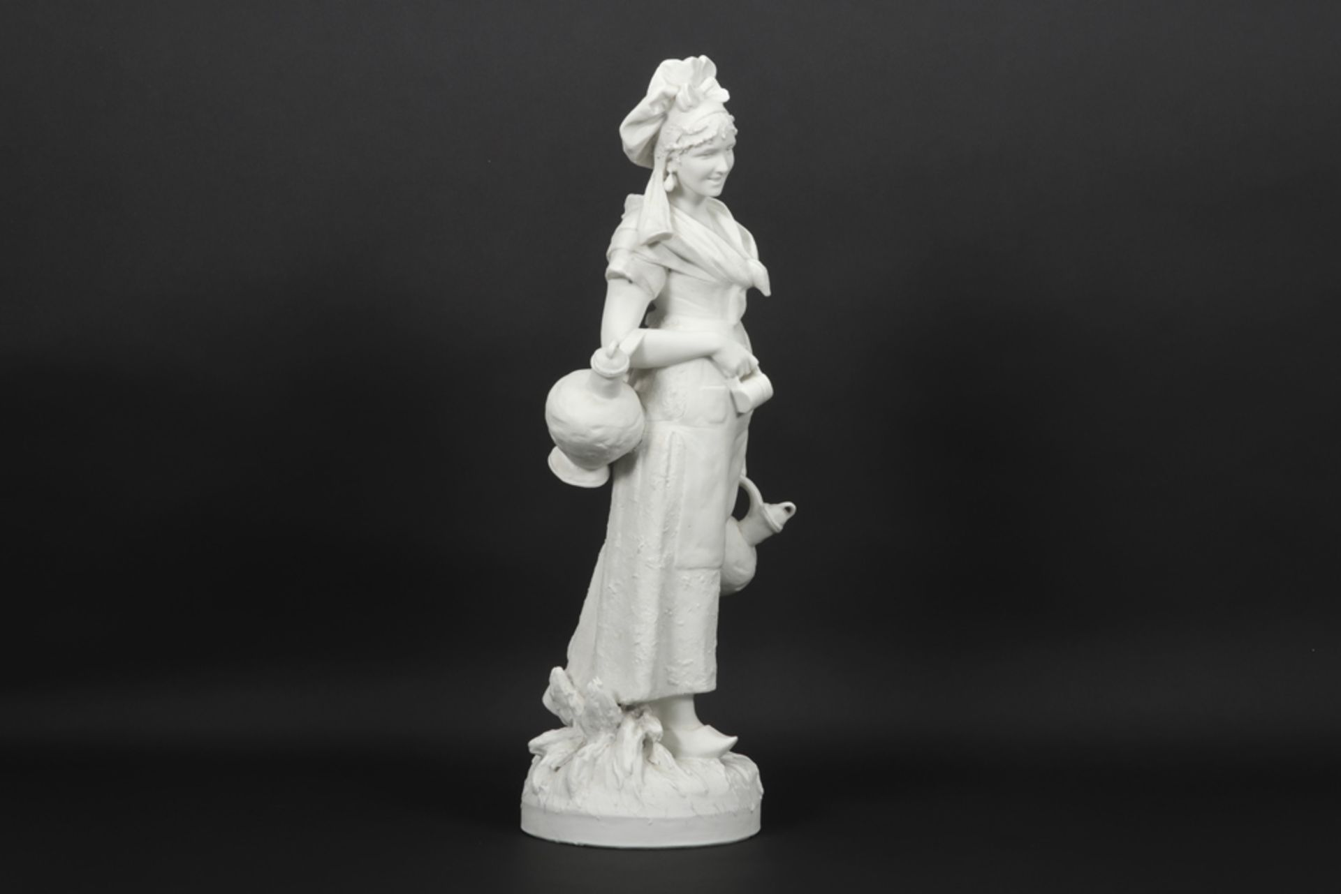 antique Polydor Comein signed sculpture in (biscuit-)porcelain || COMEIN POLYDOR (1848 - 1907) - Image 4 of 6